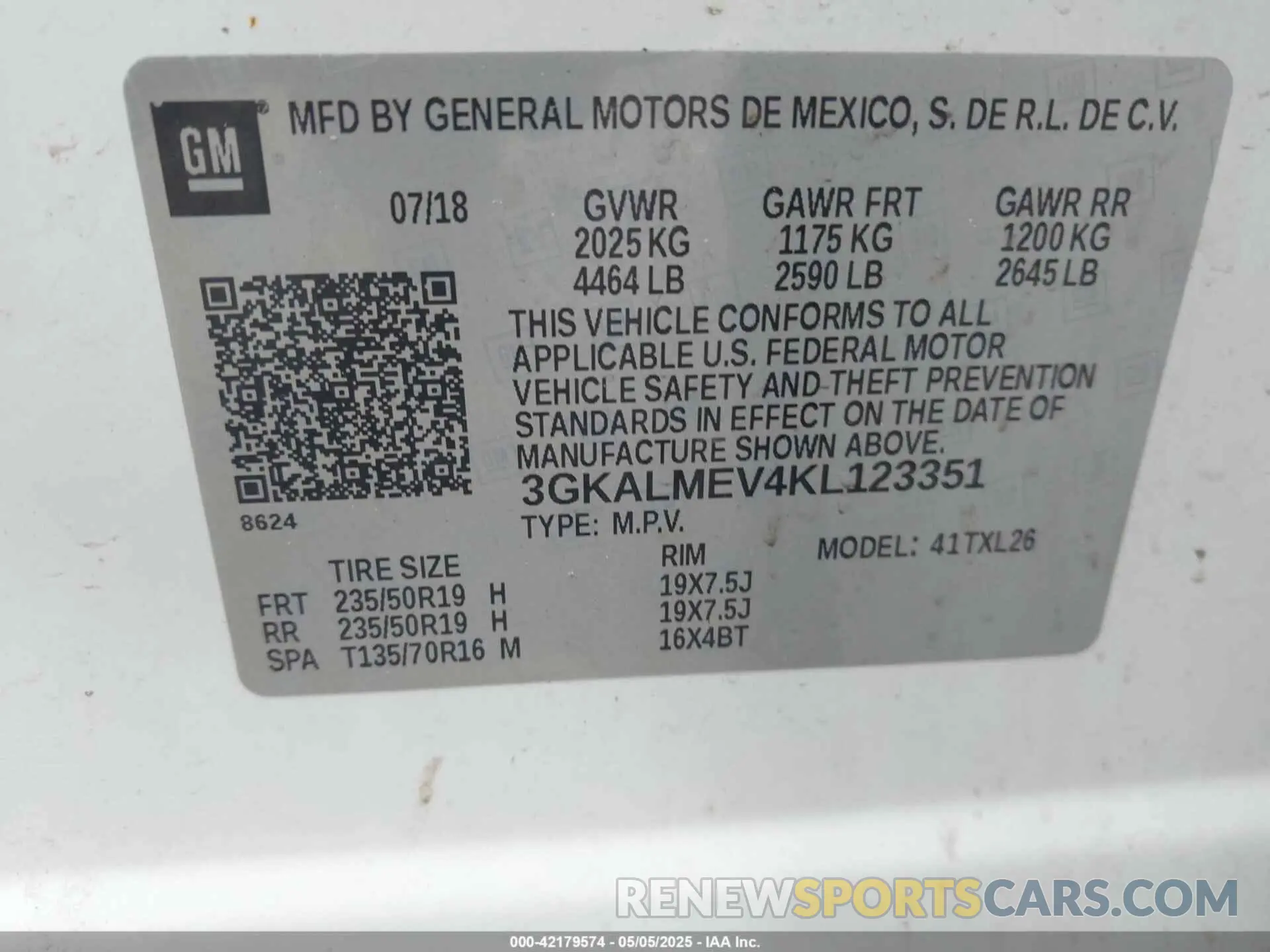 9 Photograph of a damaged car 3GKALMEV4KL123351 GMC TERRAIN 2019