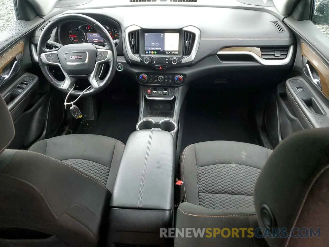 8 Photograph of a damaged car 3GKALMEV4KL199717 GMC TERRAIN 2019