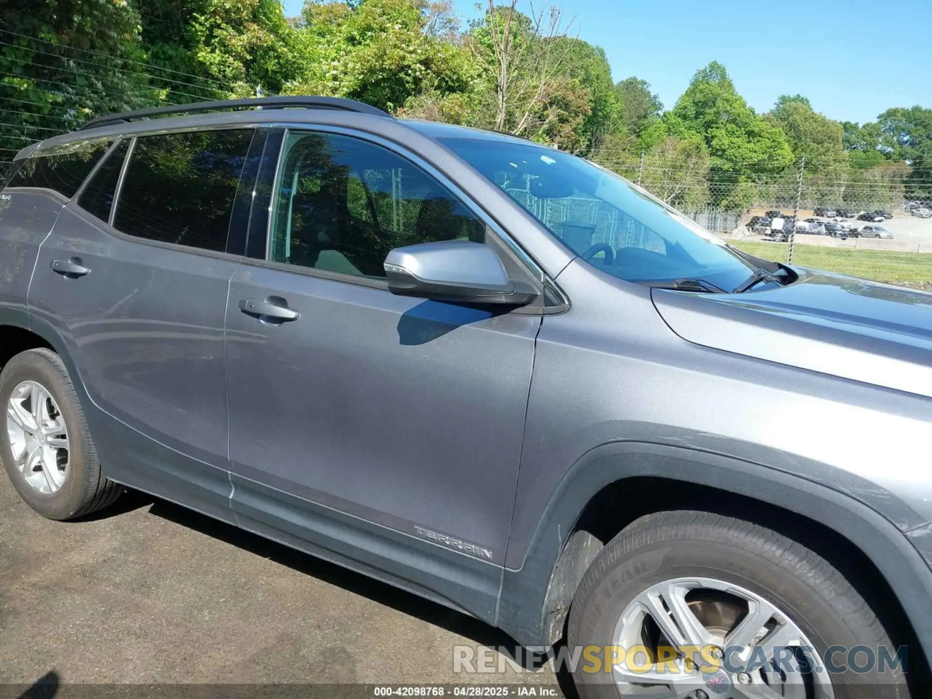 13 Photograph of a damaged car 3GKALMEV4KL212126 GMC TERRAIN 2019
