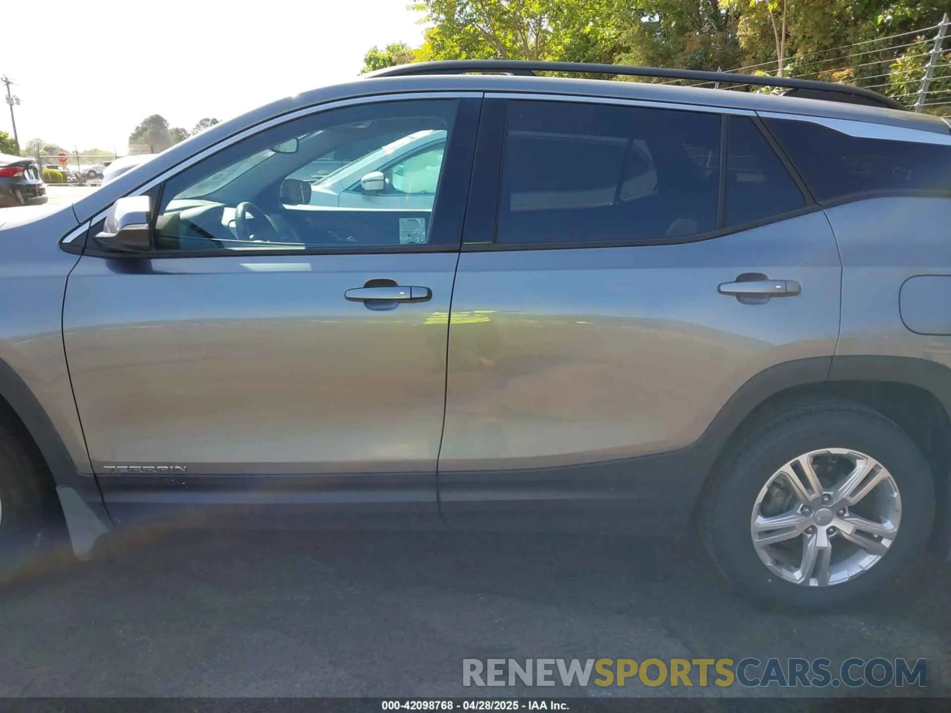 14 Photograph of a damaged car 3GKALMEV4KL212126 GMC TERRAIN 2019