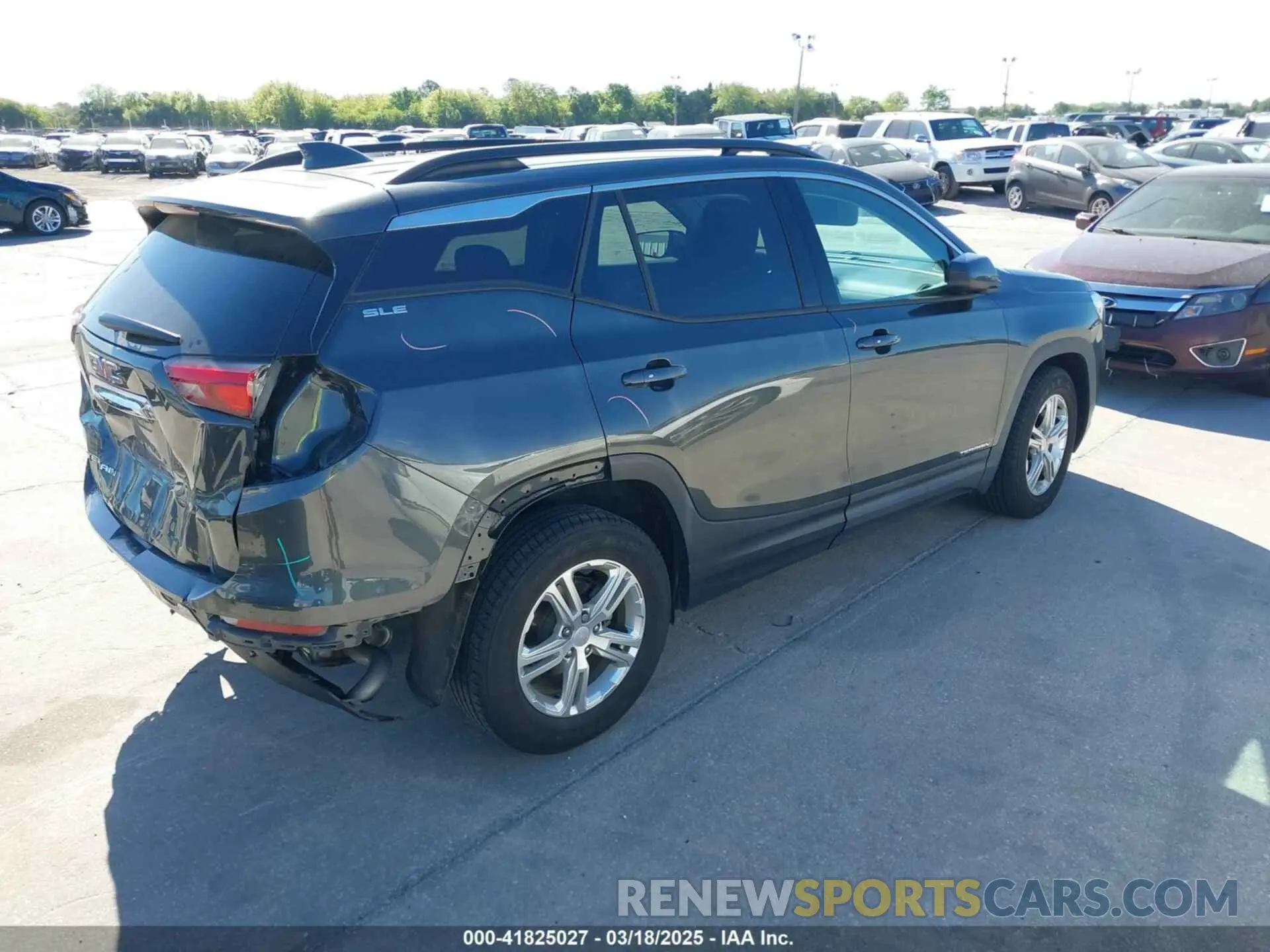 4 Photograph of a damaged car 3GKALMEV4KL239486 GMC TERRAIN 2019