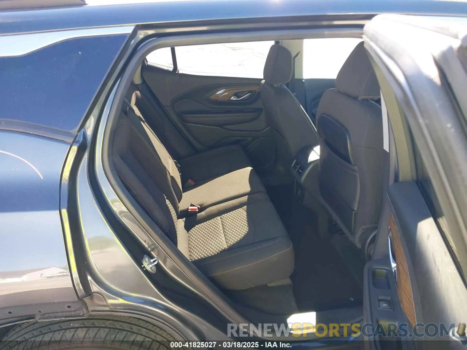 8 Photograph of a damaged car 3GKALMEV4KL239486 GMC TERRAIN 2019