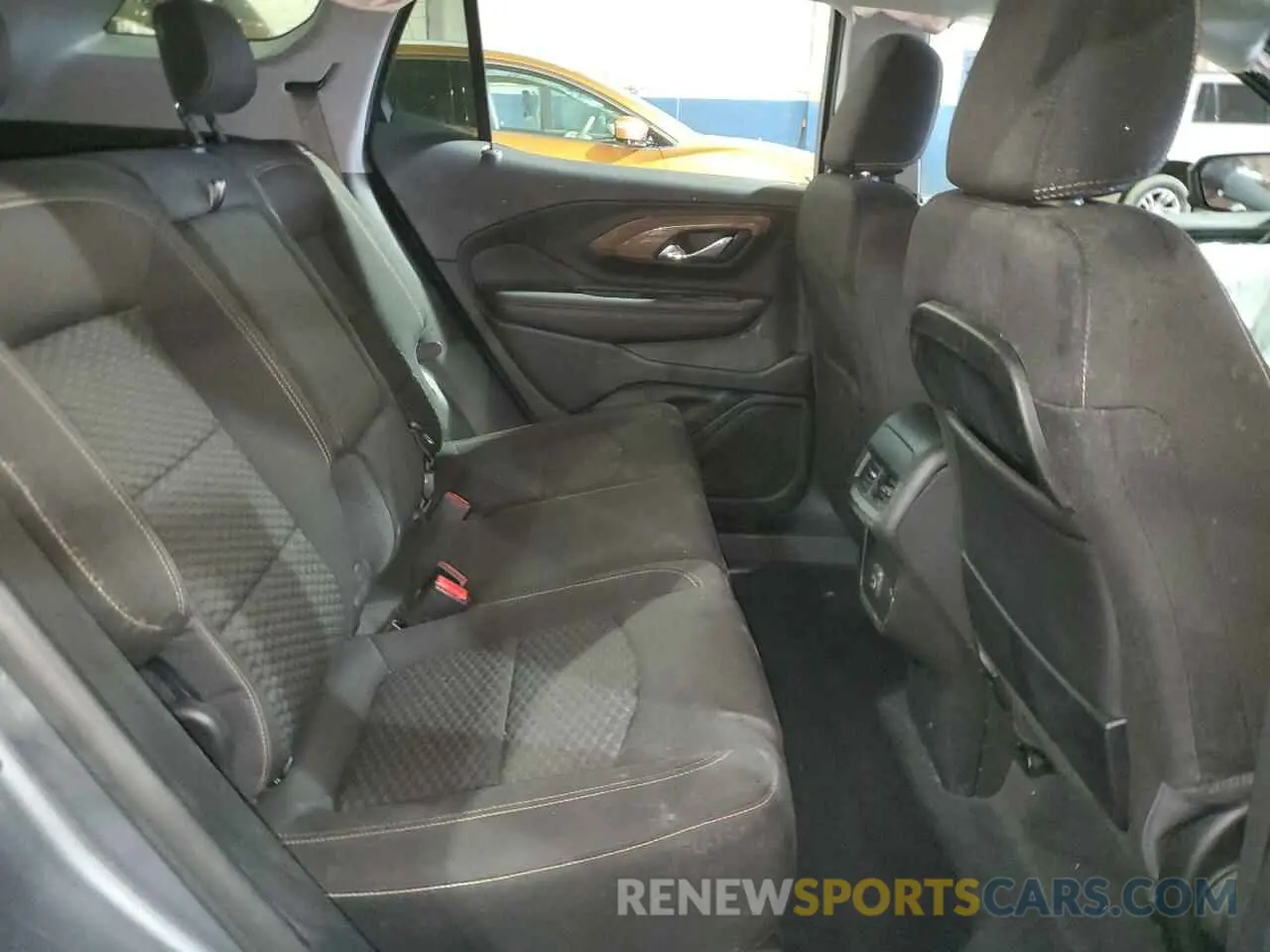 11 Photograph of a damaged car 3GKALMEV4KL353813 GMC TERRAIN 2019