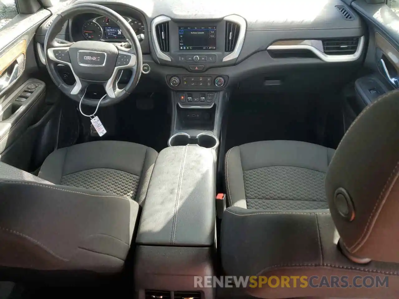 8 Photograph of a damaged car 3GKALMEV4KL373494 GMC TERRAIN 2019