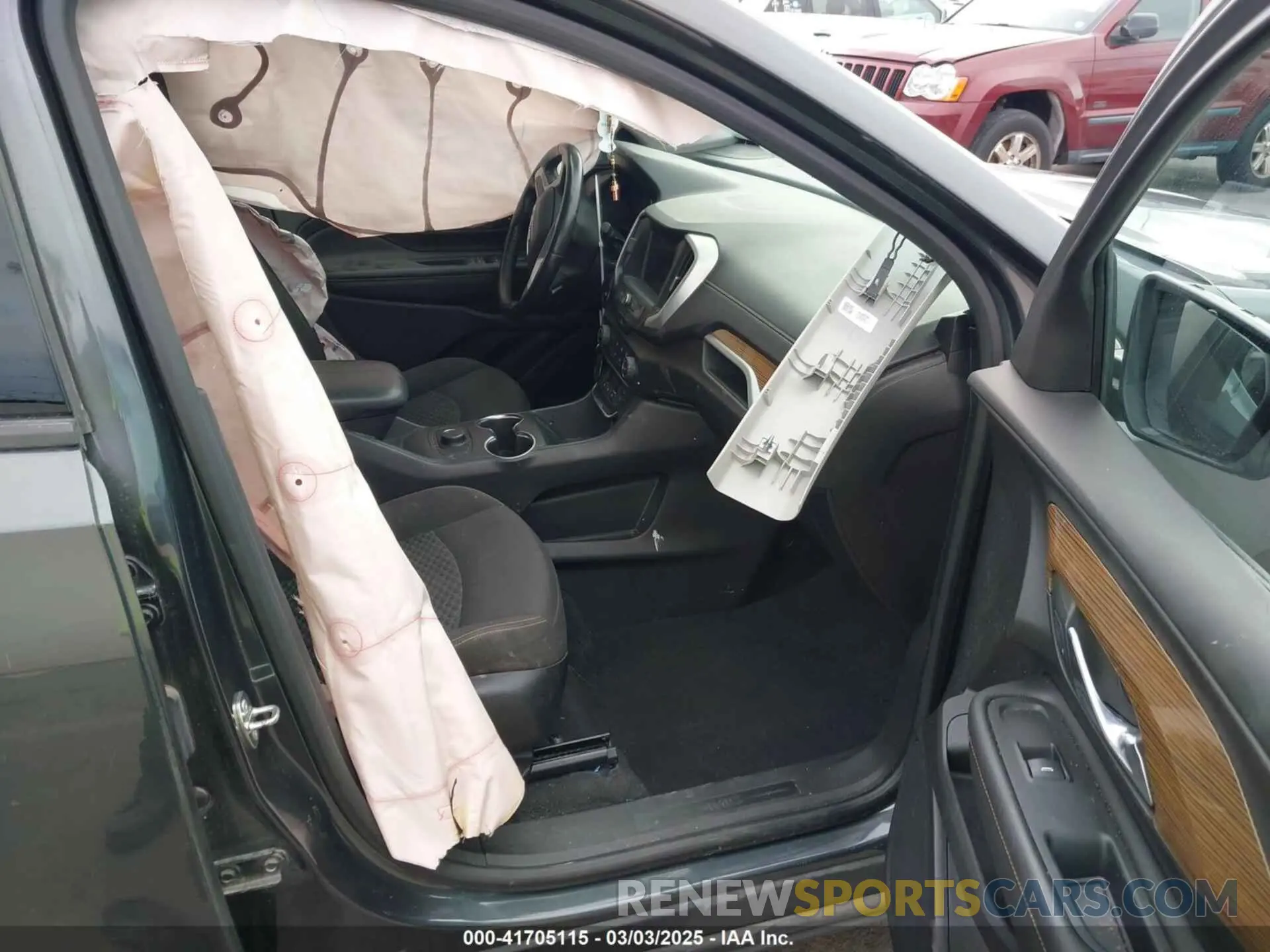5 Photograph of a damaged car 3GKALMEV5KL108860 GMC TERRAIN 2019