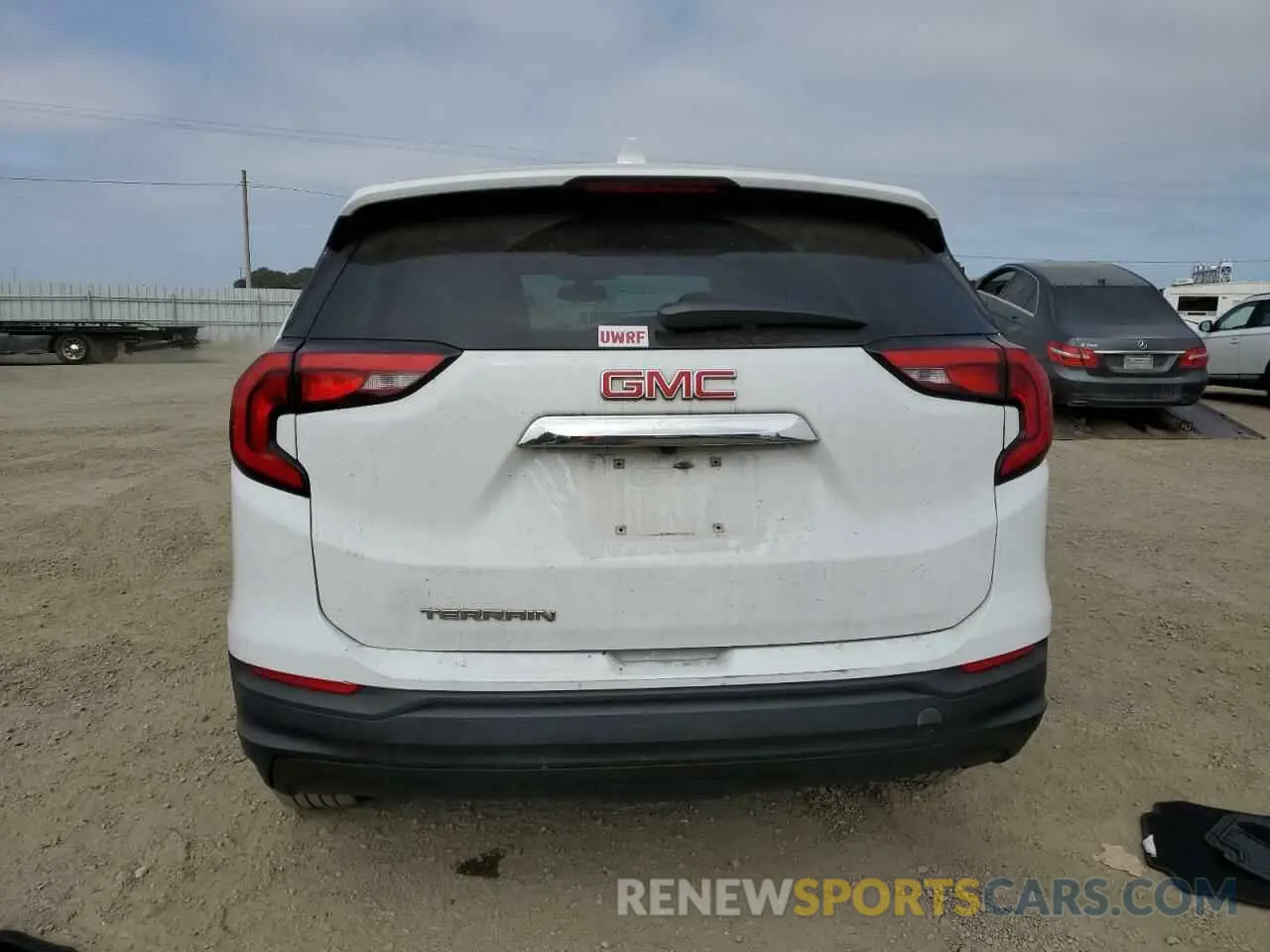 6 Photograph of a damaged car 3GKALMEV5KL206285 GMC TERRAIN 2019