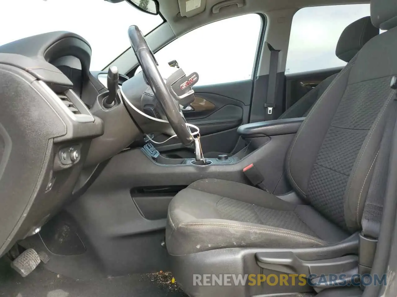 7 Photograph of a damaged car 3GKALMEV5KL206285 GMC TERRAIN 2019