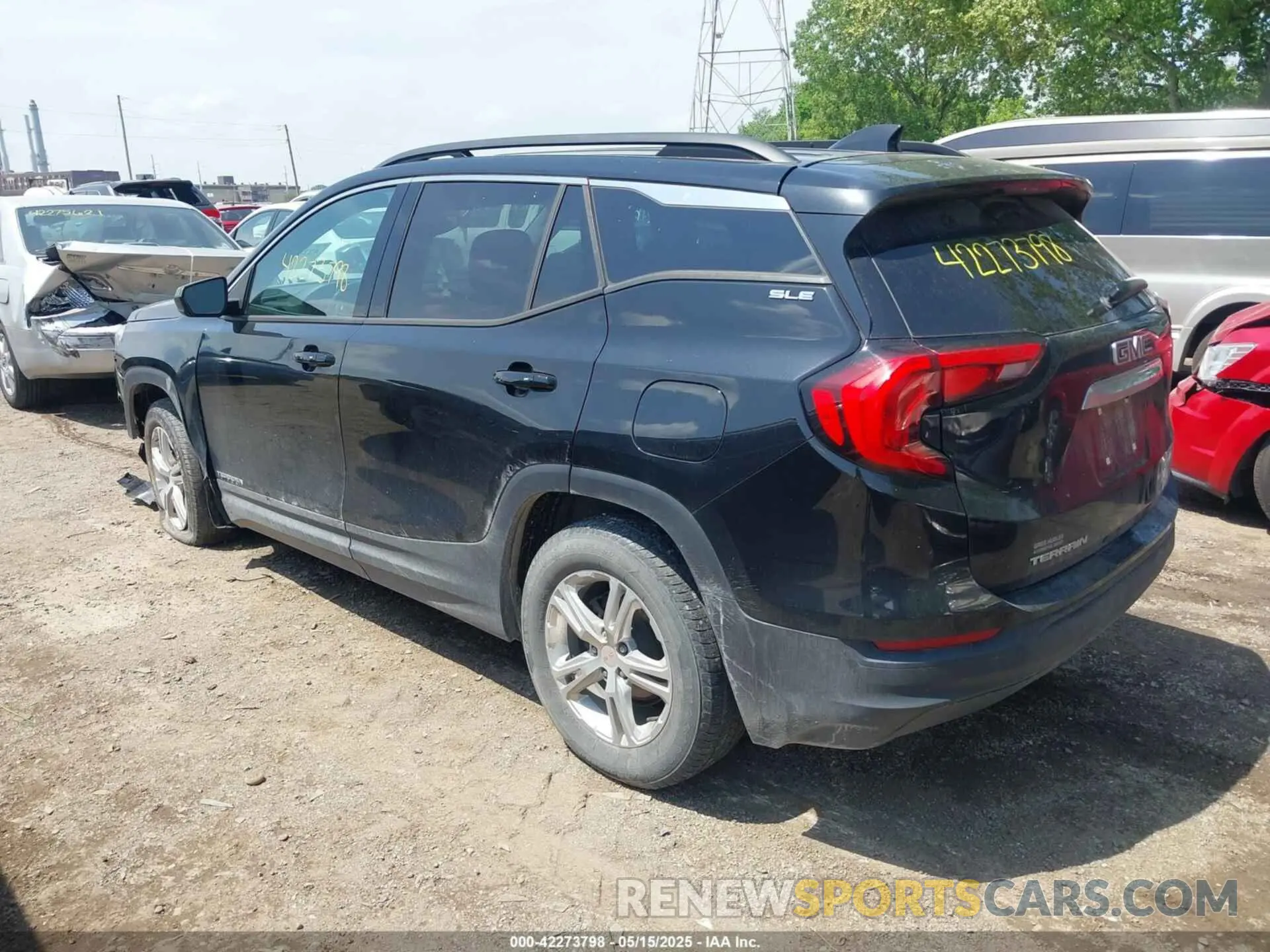 3 Photograph of a damaged car 3GKALMEV5KL322294 GMC TERRAIN 2019