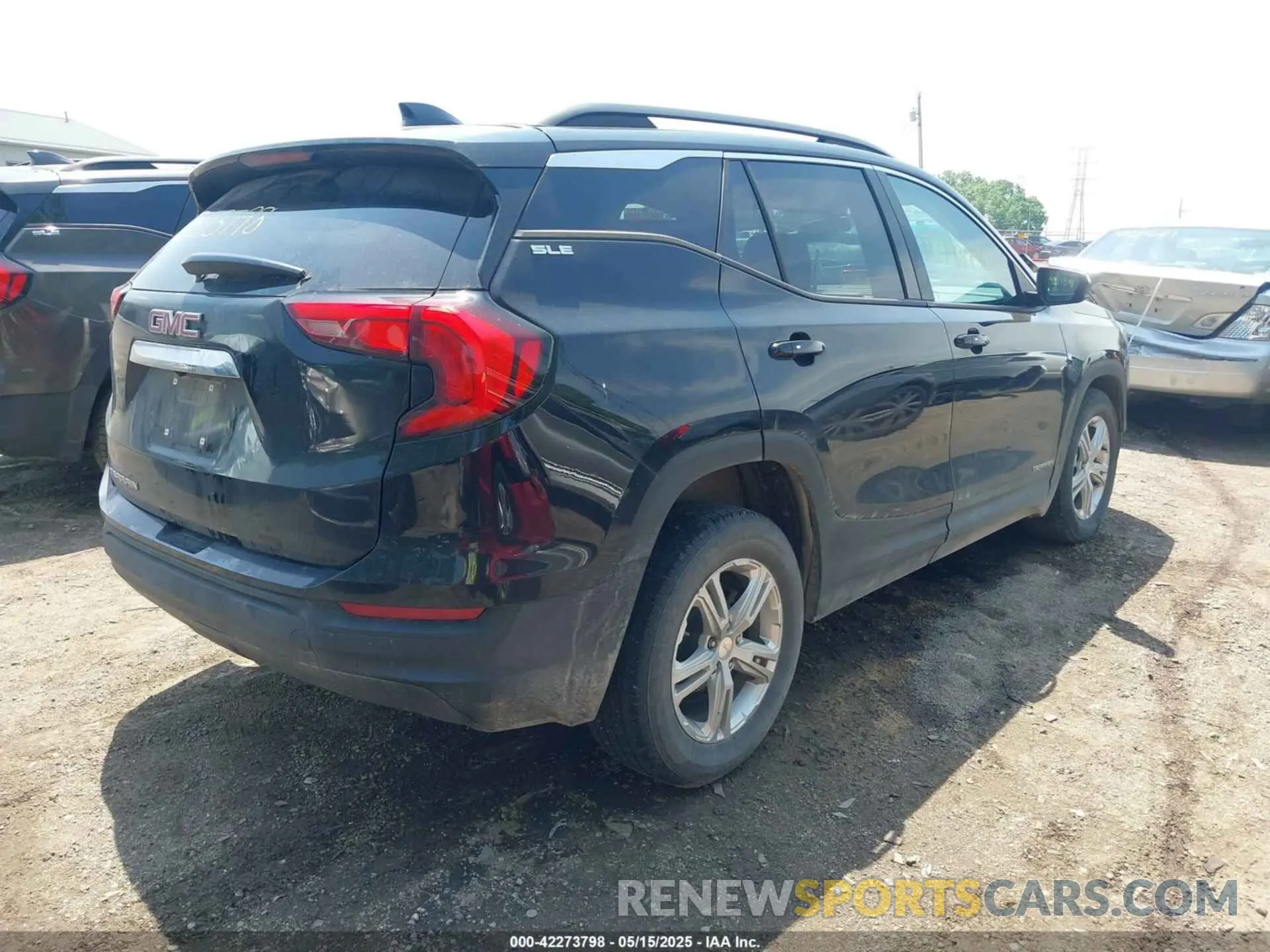4 Photograph of a damaged car 3GKALMEV5KL322294 GMC TERRAIN 2019
