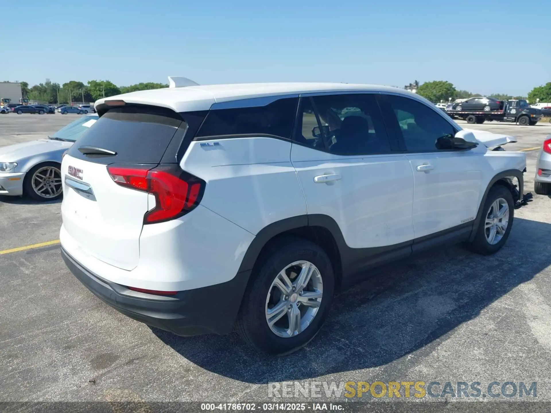 4 Photograph of a damaged car 3GKALMEV6KL106907 GMC TERRAIN 2019