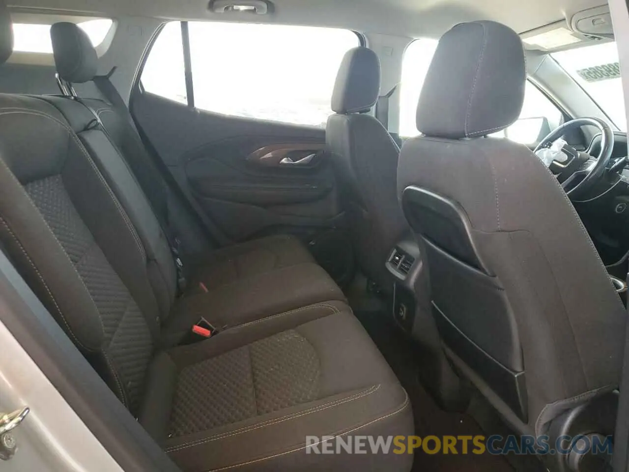 11 Photograph of a damaged car 3GKALMEV6KL142208 GMC TERRAIN 2019