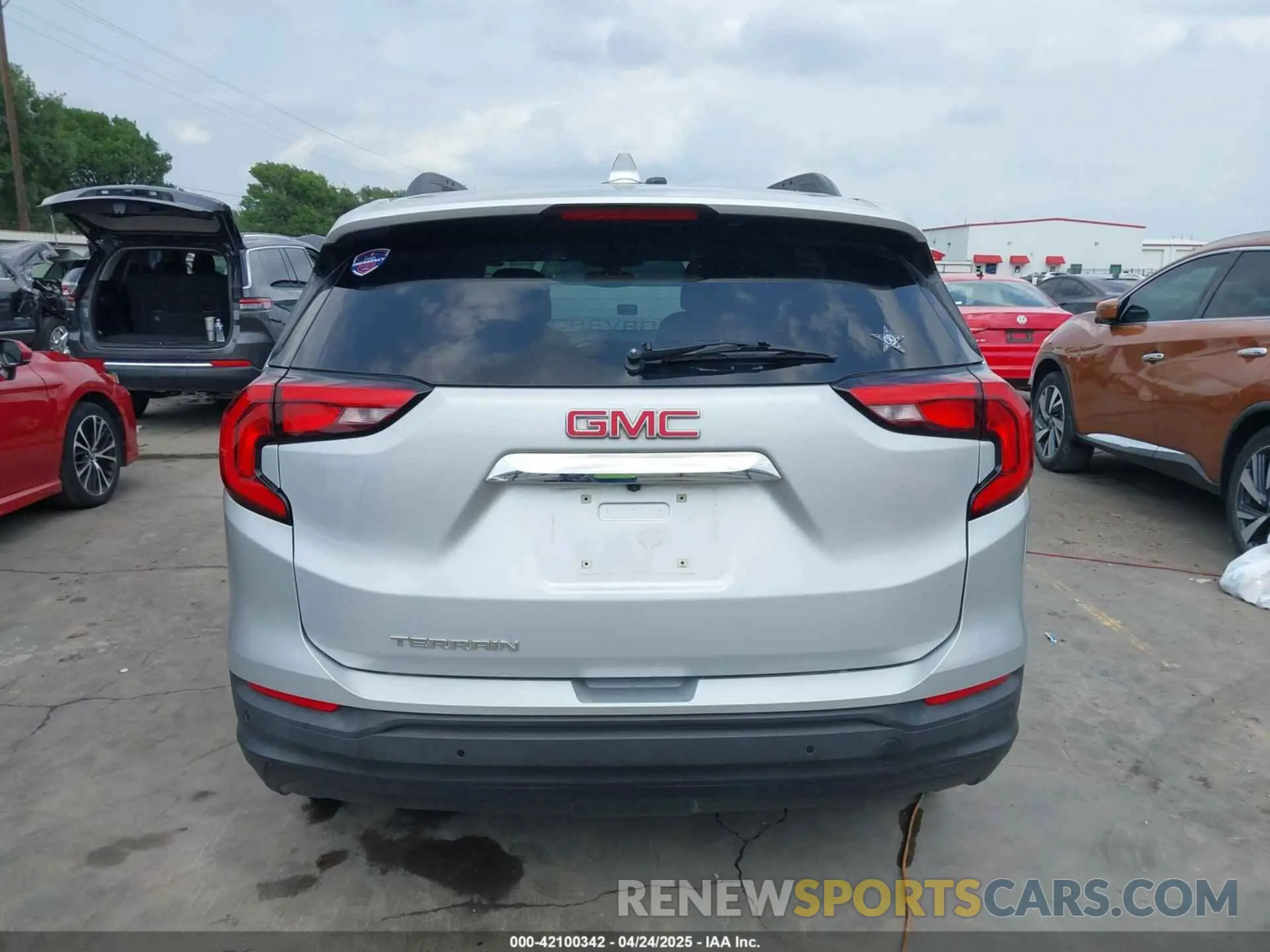 16 Photograph of a damaged car 3GKALMEV6KL156304 GMC TERRAIN 2019