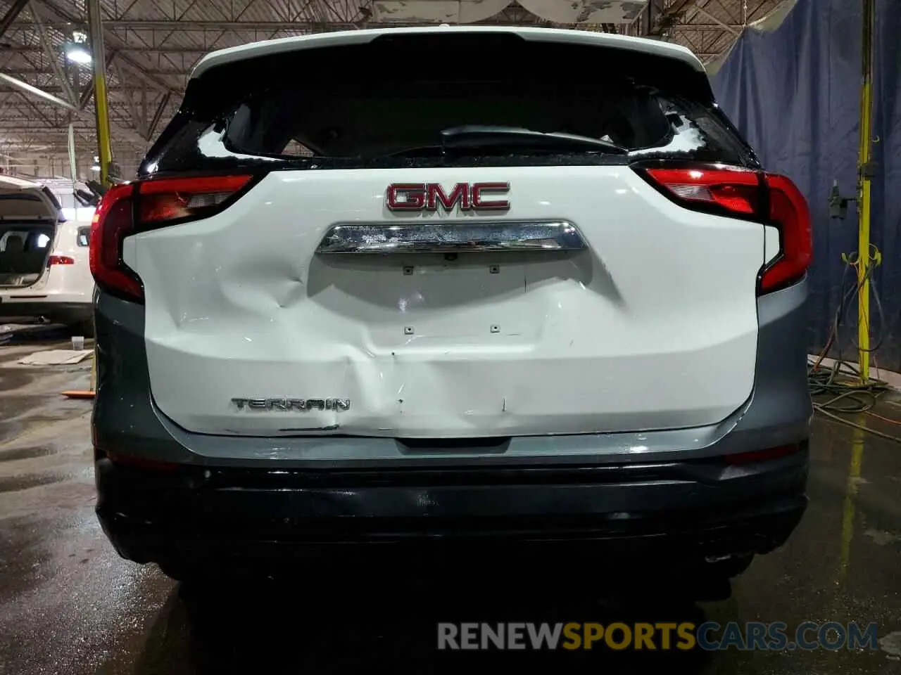 6 Photograph of a damaged car 3GKALMEV6KL183986 GMC TERRAIN 2019