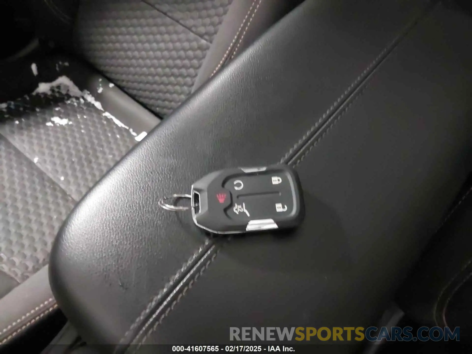11 Photograph of a damaged car 3GKALMEV6KL244771 GMC TERRAIN 2019