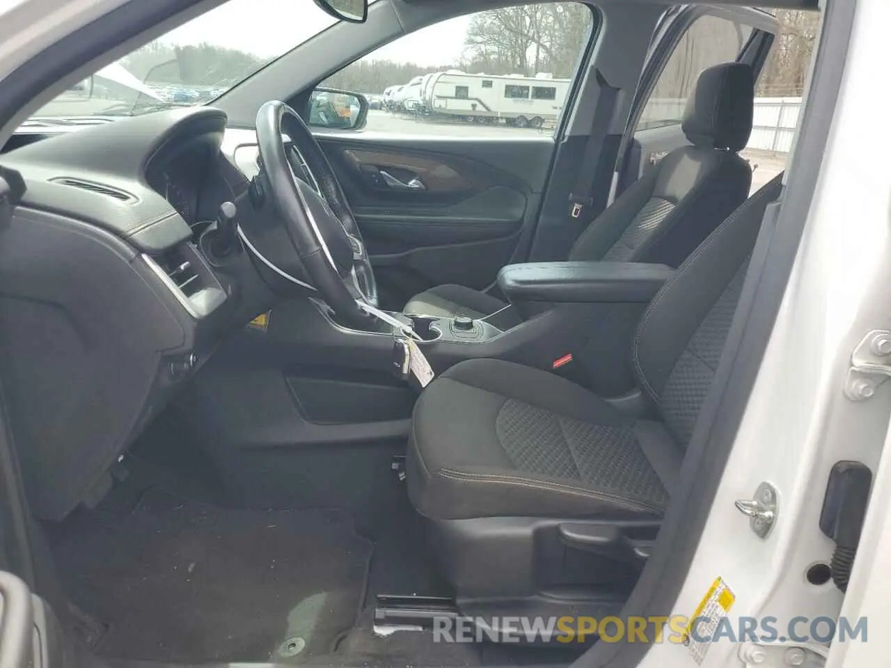 7 Photograph of a damaged car 3GKALMEV6KL372086 GMC TERRAIN 2019