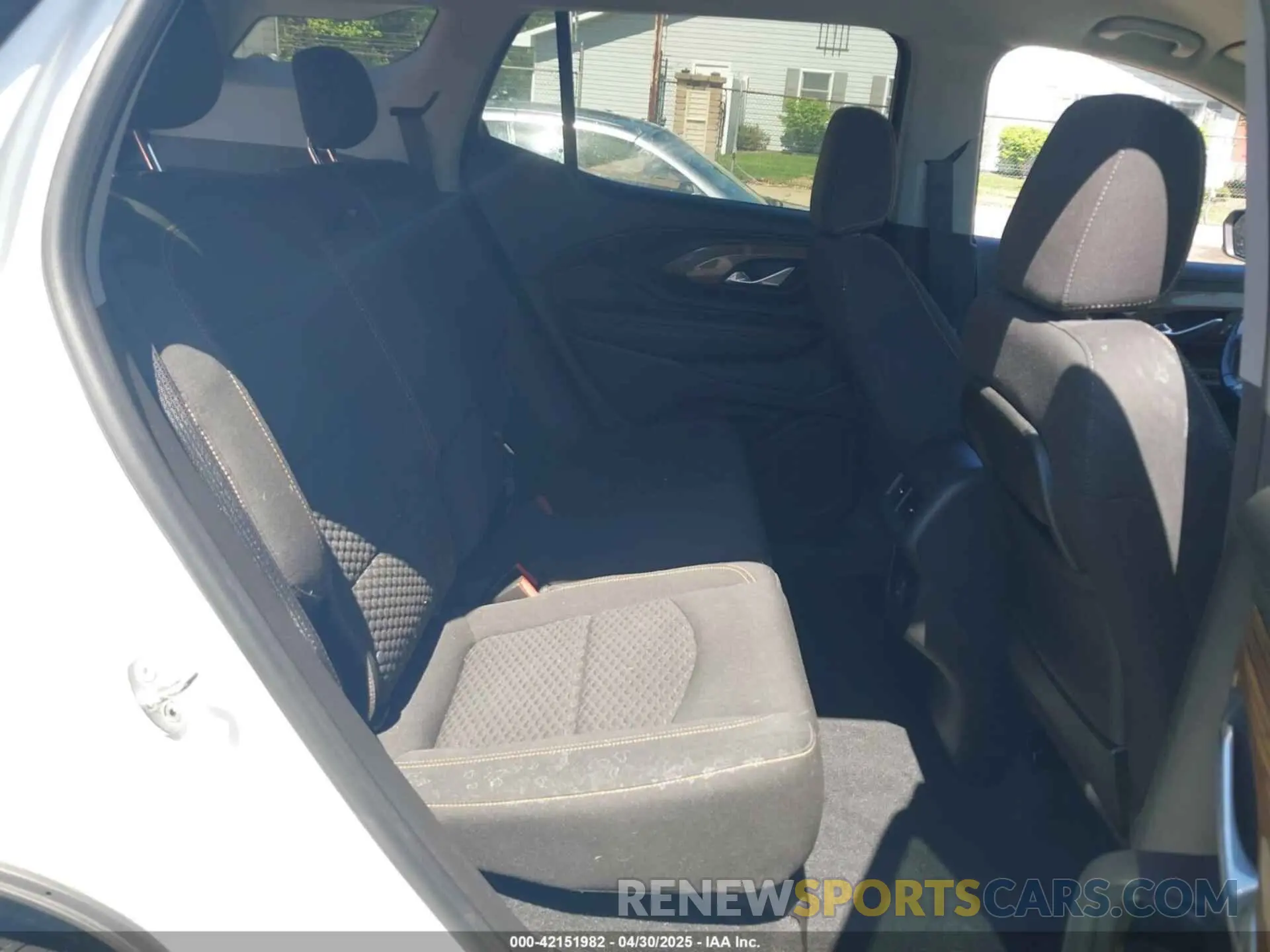 8 Photograph of a damaged car 3GKALMEV7KL367026 GMC TERRAIN 2019