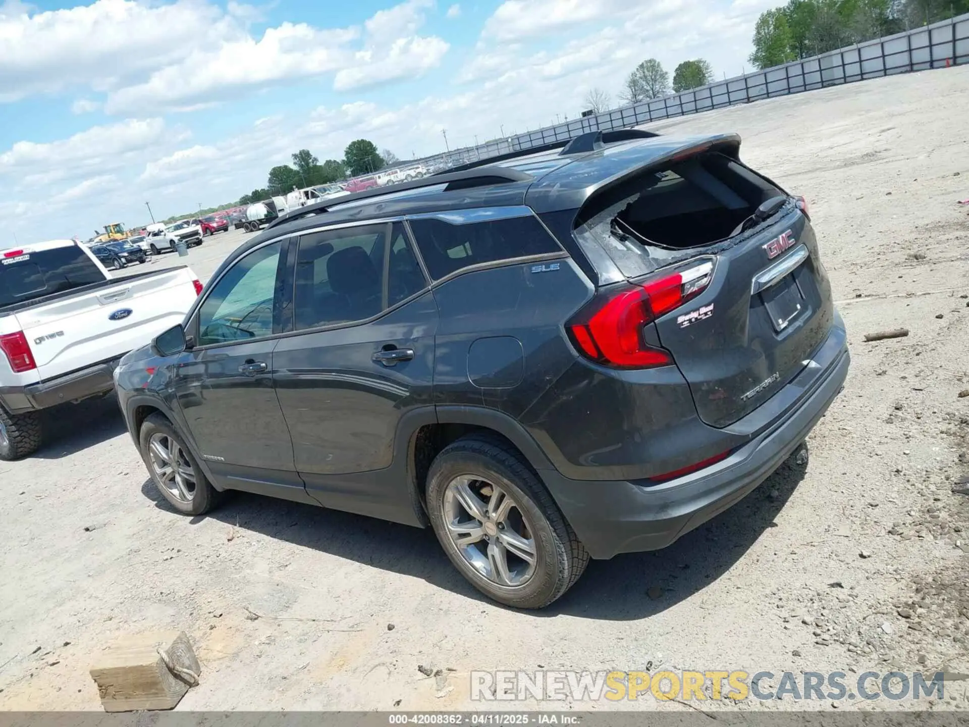 14 Photograph of a damaged car 3GKALMEV7KL381444 GMC TERRAIN 2019