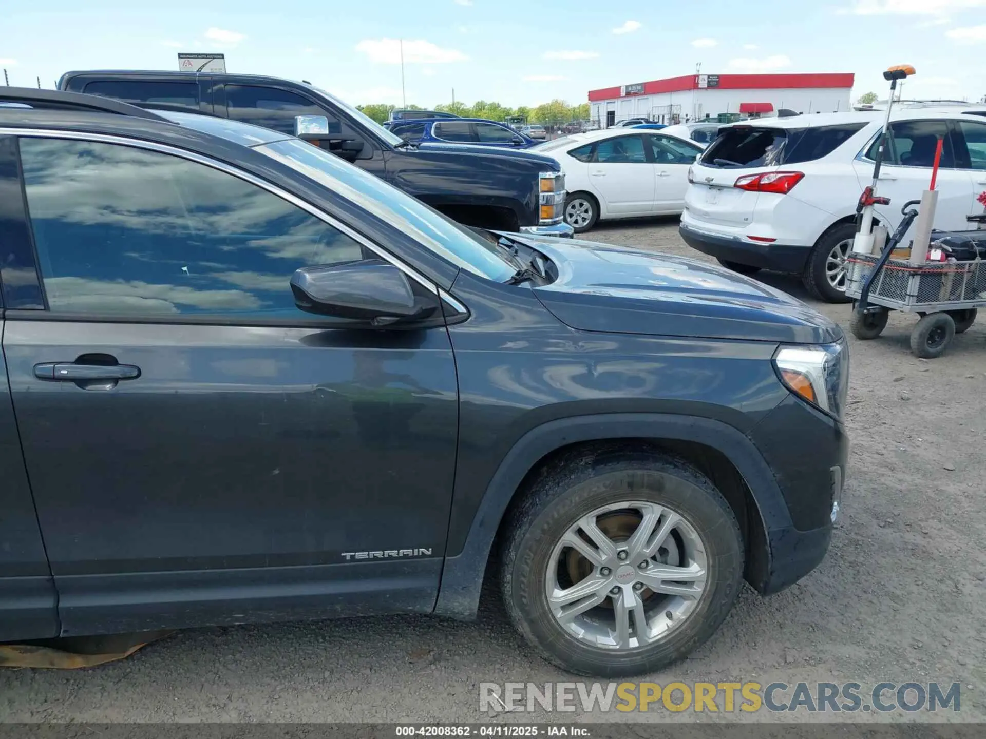 21 Photograph of a damaged car 3GKALMEV7KL381444 GMC TERRAIN 2019