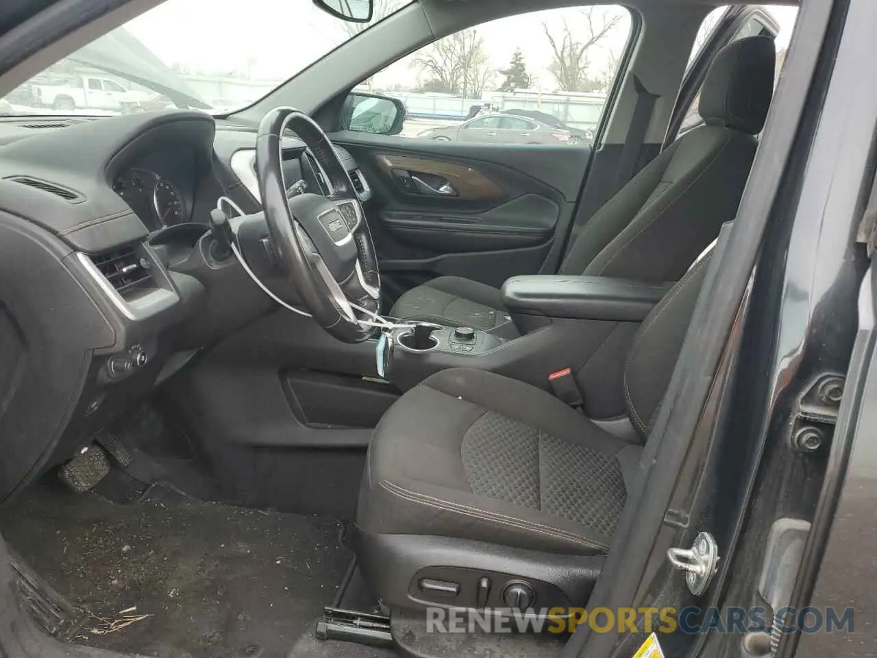 7 Photograph of a damaged car 3GKALMEV8KL269395 GMC TERRAIN 2019