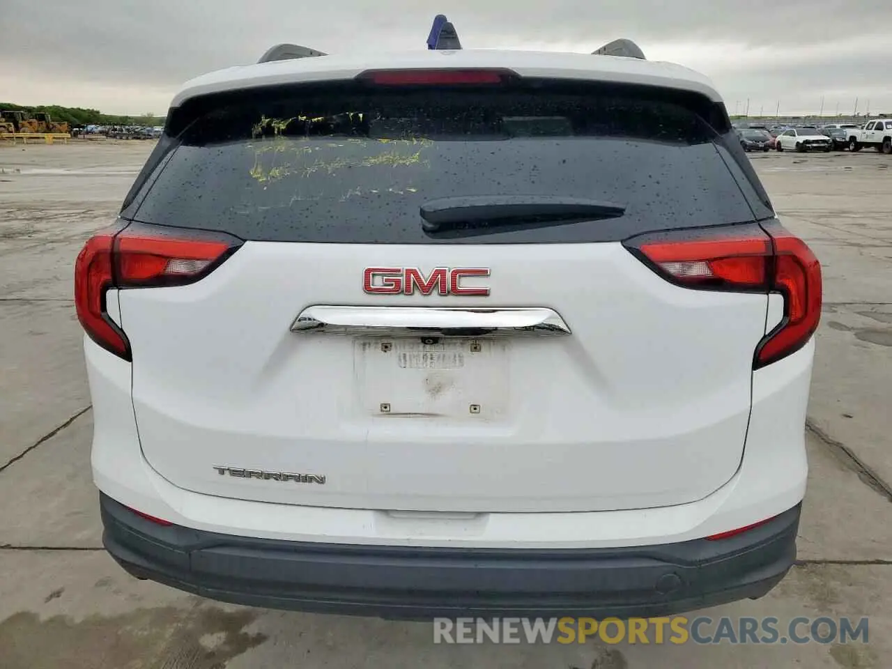 6 Photograph of a damaged car 3GKALMEV9KL100826 GMC TERRAIN 2019