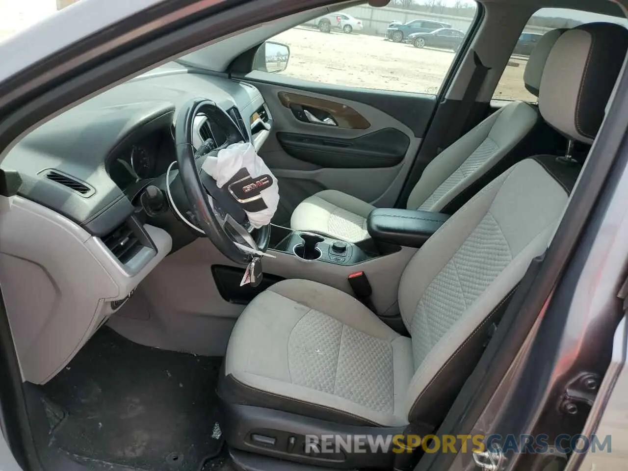 7 Photograph of a damaged car 3GKALMEV9KL114483 GMC TERRAIN 2019