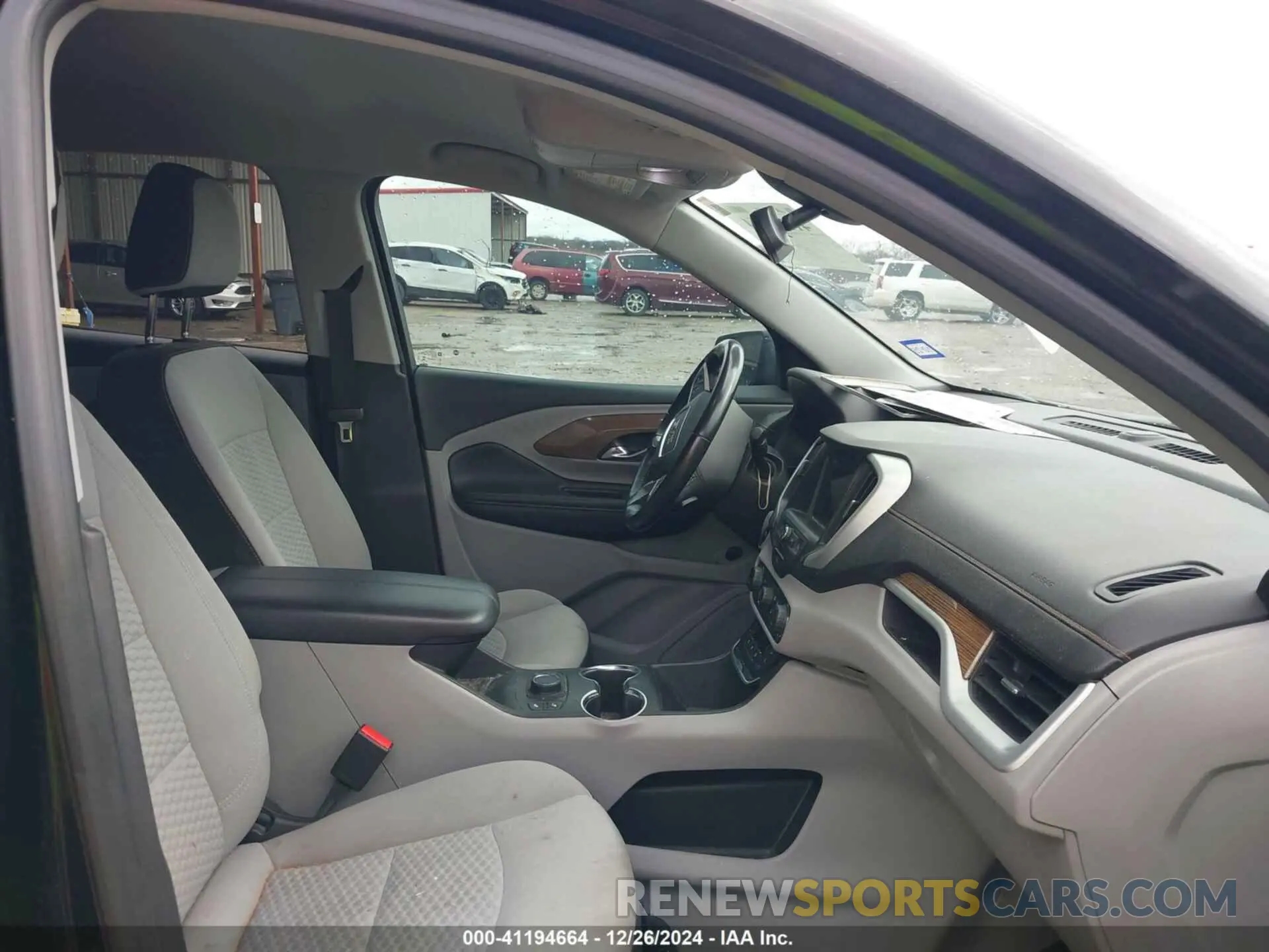 5 Photograph of a damaged car 3GKALMEV9KL148276 GMC TERRAIN 2019