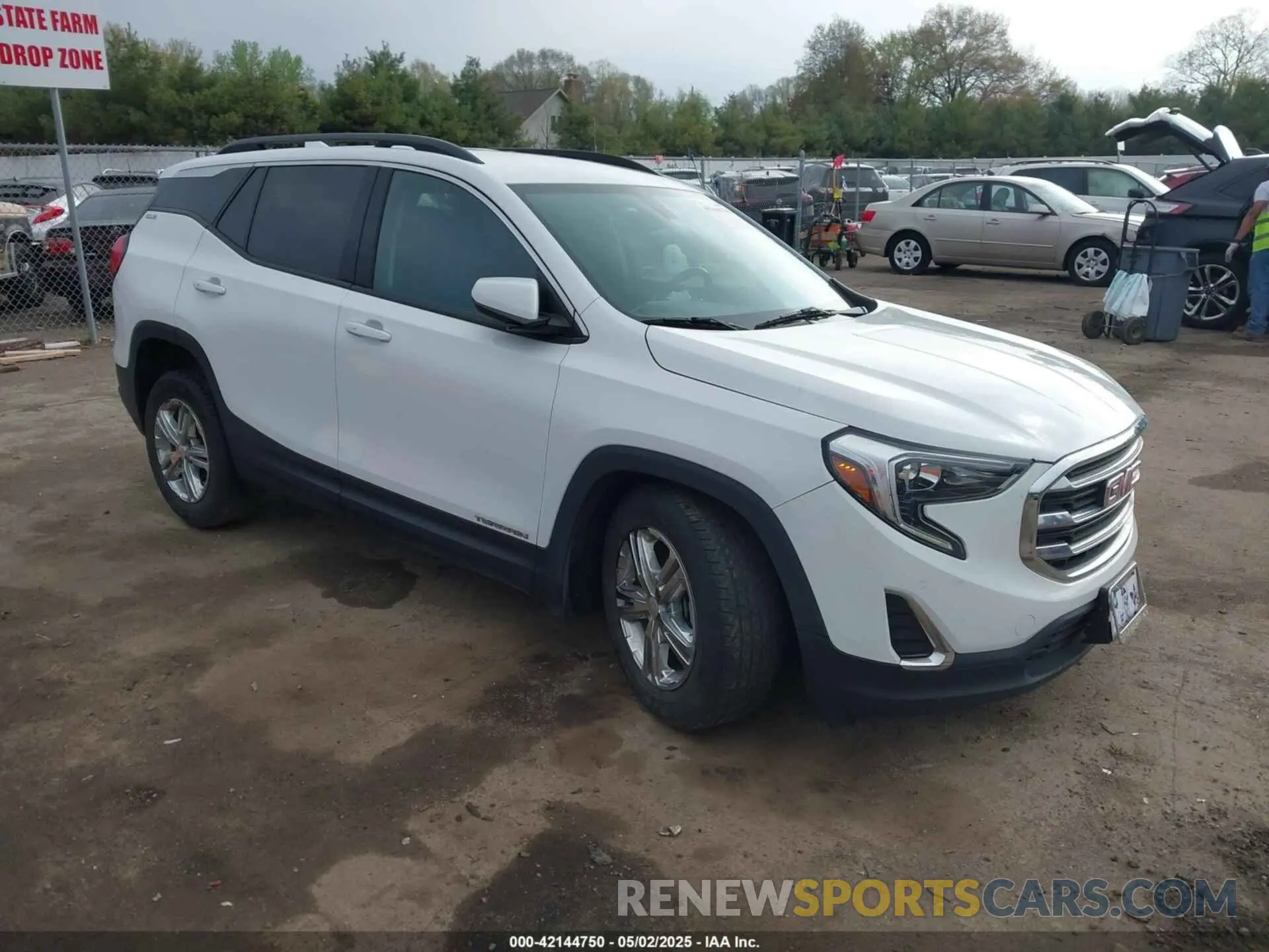 1 Photograph of a damaged car 3GKALMEV9KL288361 GMC TERRAIN 2019