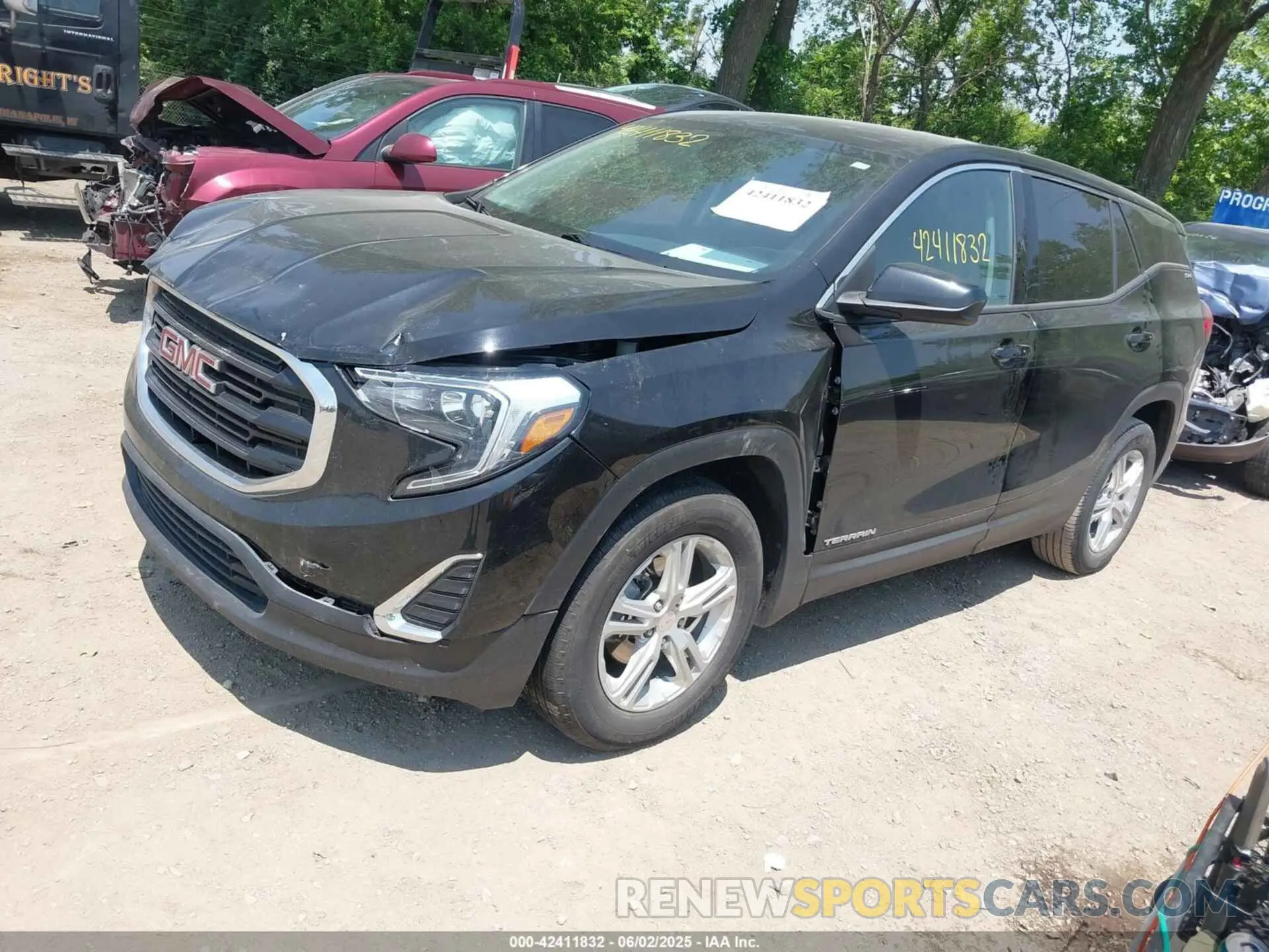 2 Photograph of a damaged car 3GKALMEV9KL368629 GMC TERRAIN 2019