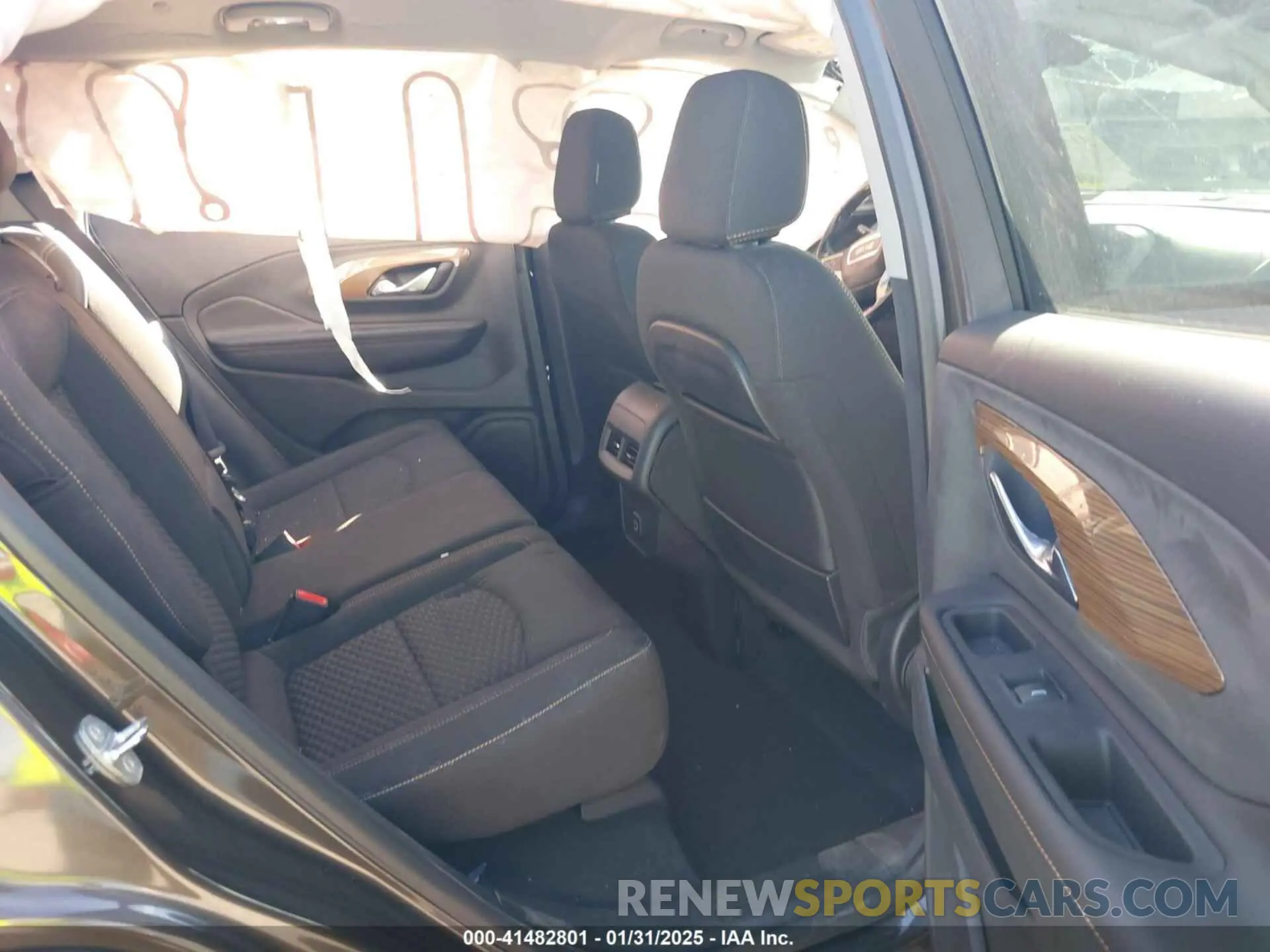 8 Photograph of a damaged car 3GKALMEVXKL390915 GMC TERRAIN 2019