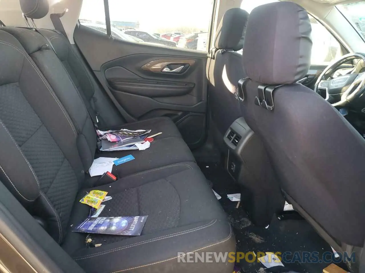 11 Photograph of a damaged car 3GKALMEVXKL396391 GMC TERRAIN 2019