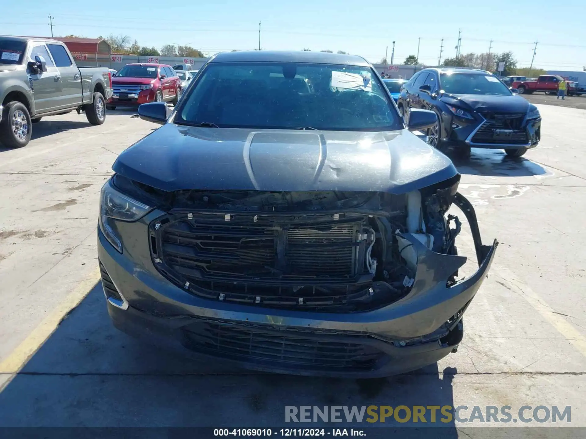 12 Photograph of a damaged car 3GKALMEX7KL185859 GMC TERRAIN 2019