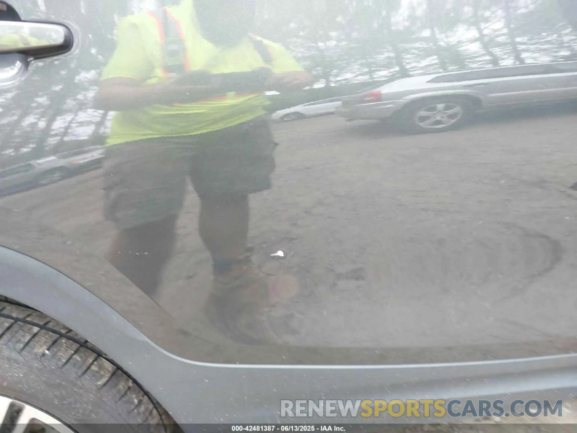 6 Photograph of a damaged car 3GKALPEV0KL304710 GMC TERRAIN 2019