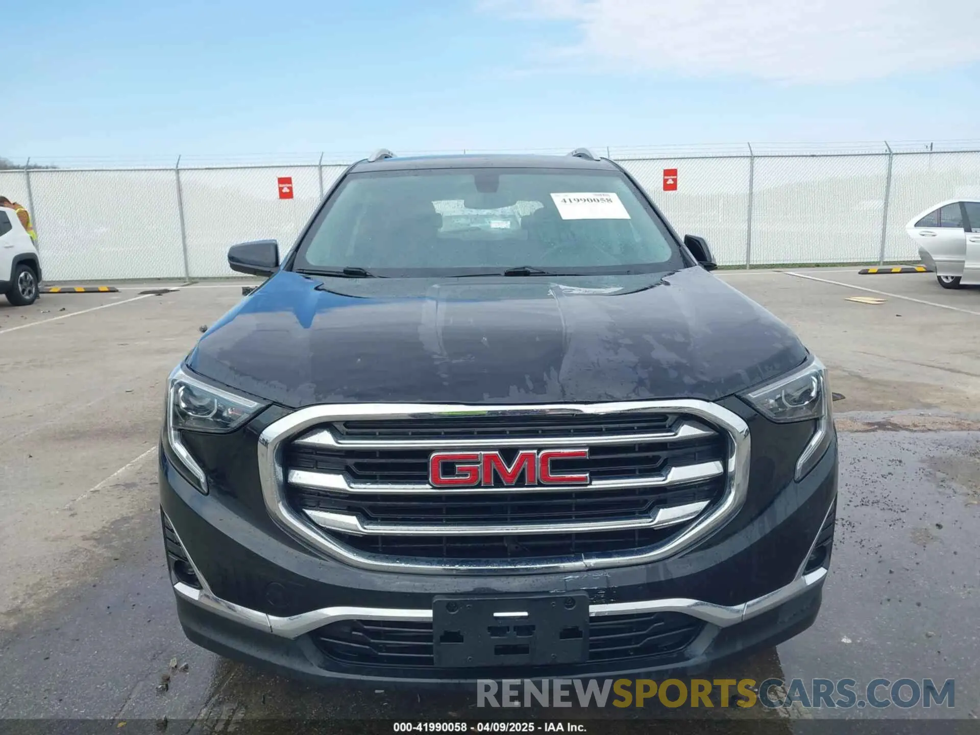 12 Photograph of a damaged car 3GKALPEV1KL239169 GMC TERRAIN 2019