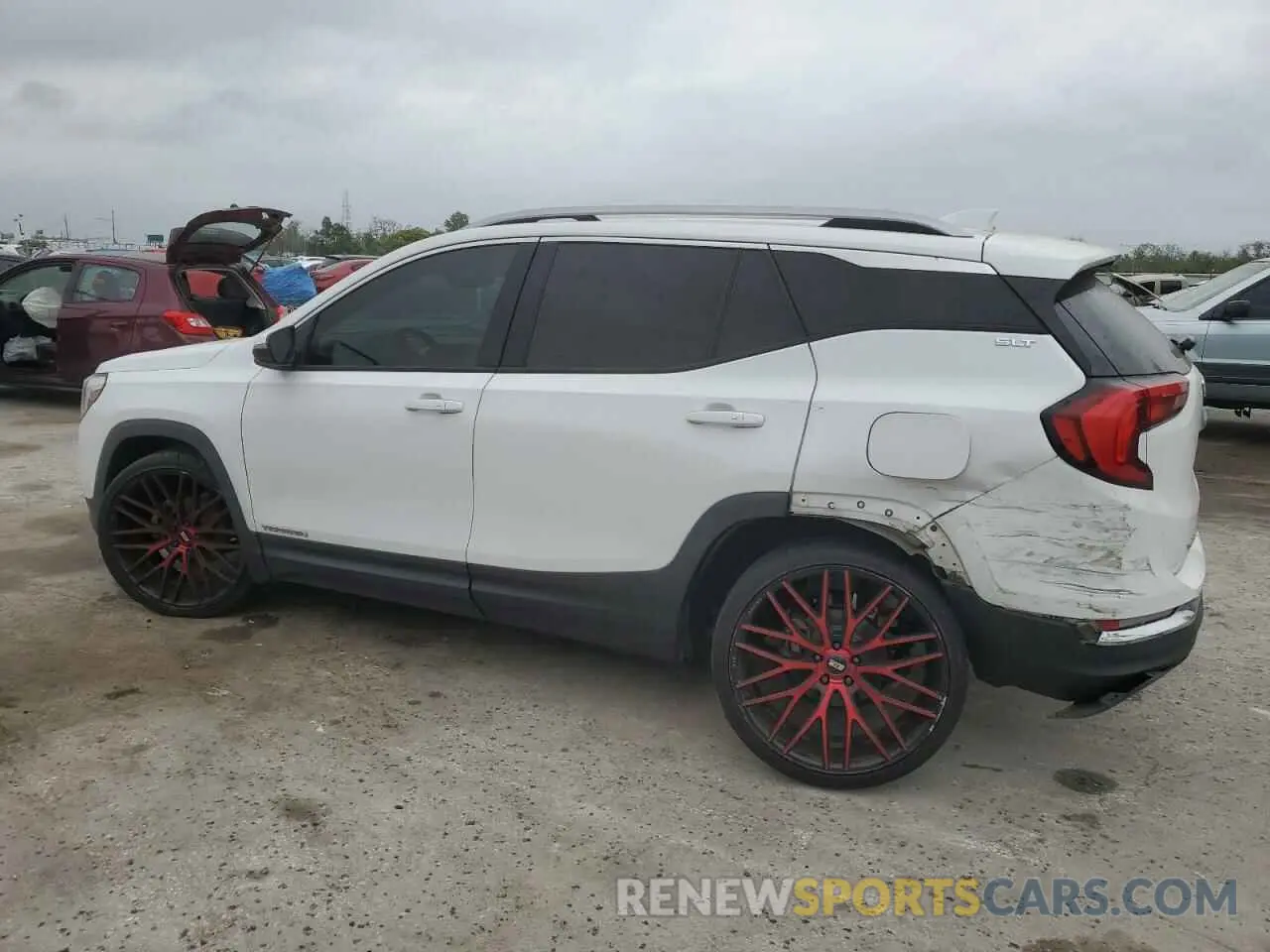2 Photograph of a damaged car 3GKALPEV2KL183033 GMC TERRAIN 2019
