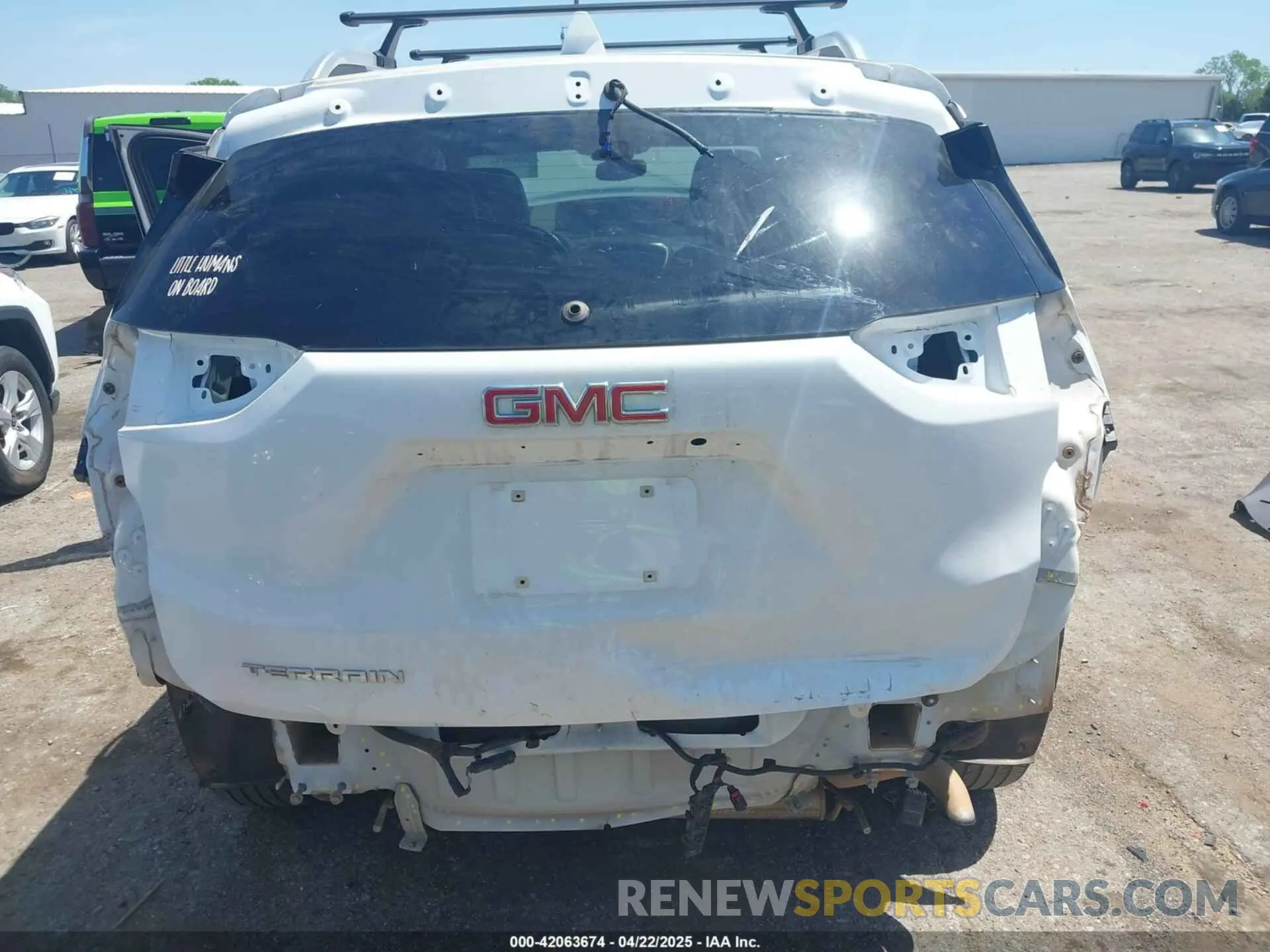 6 Photograph of a damaged car 3GKALPEV2KL351723 GMC TERRAIN 2019