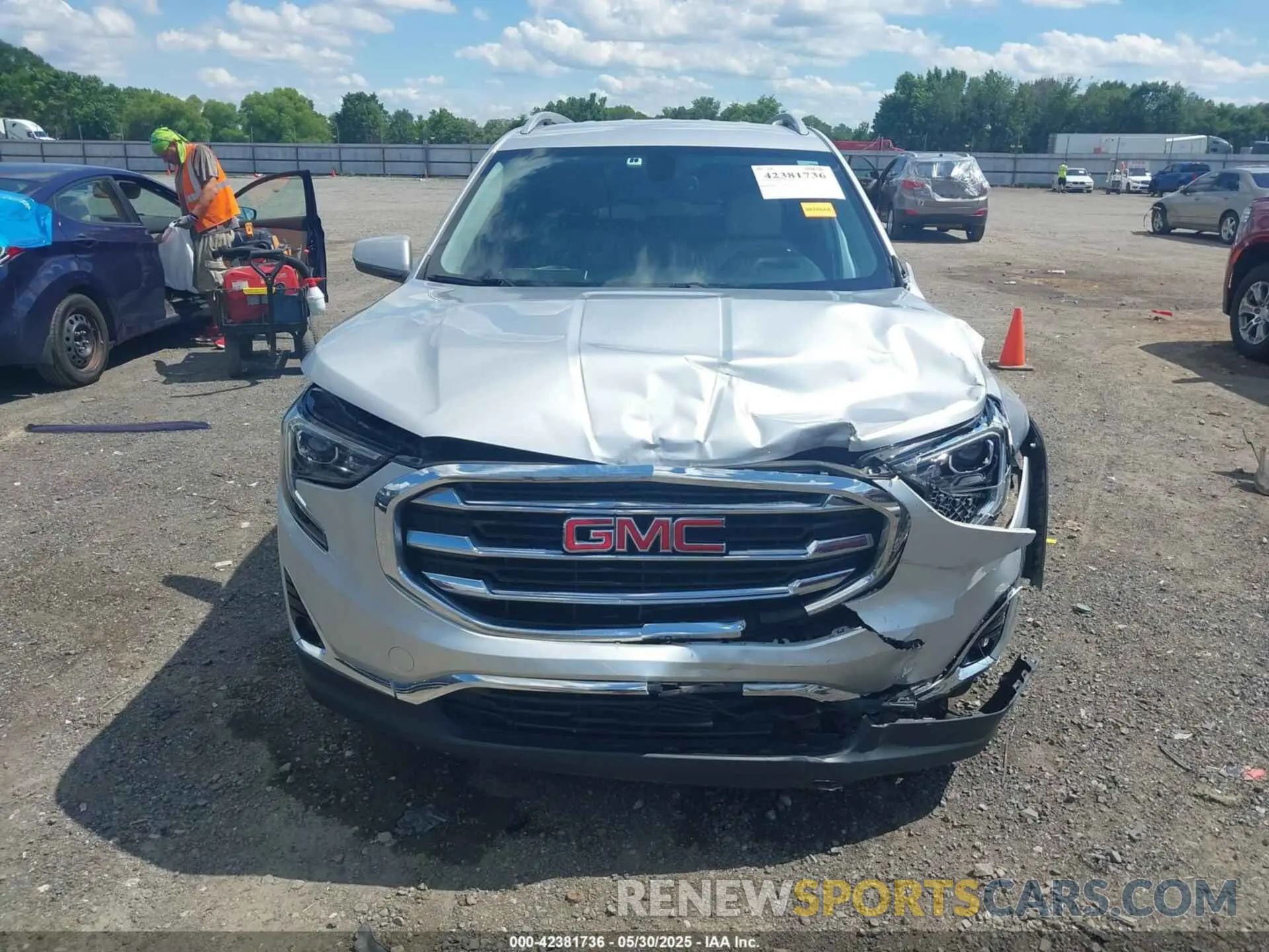 13 Photograph of a damaged car 3GKALPEV3KL354520 GMC TERRAIN 2019
