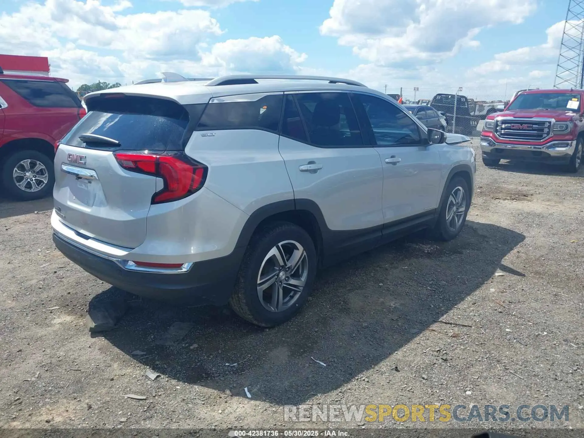 4 Photograph of a damaged car 3GKALPEV3KL354520 GMC TERRAIN 2019