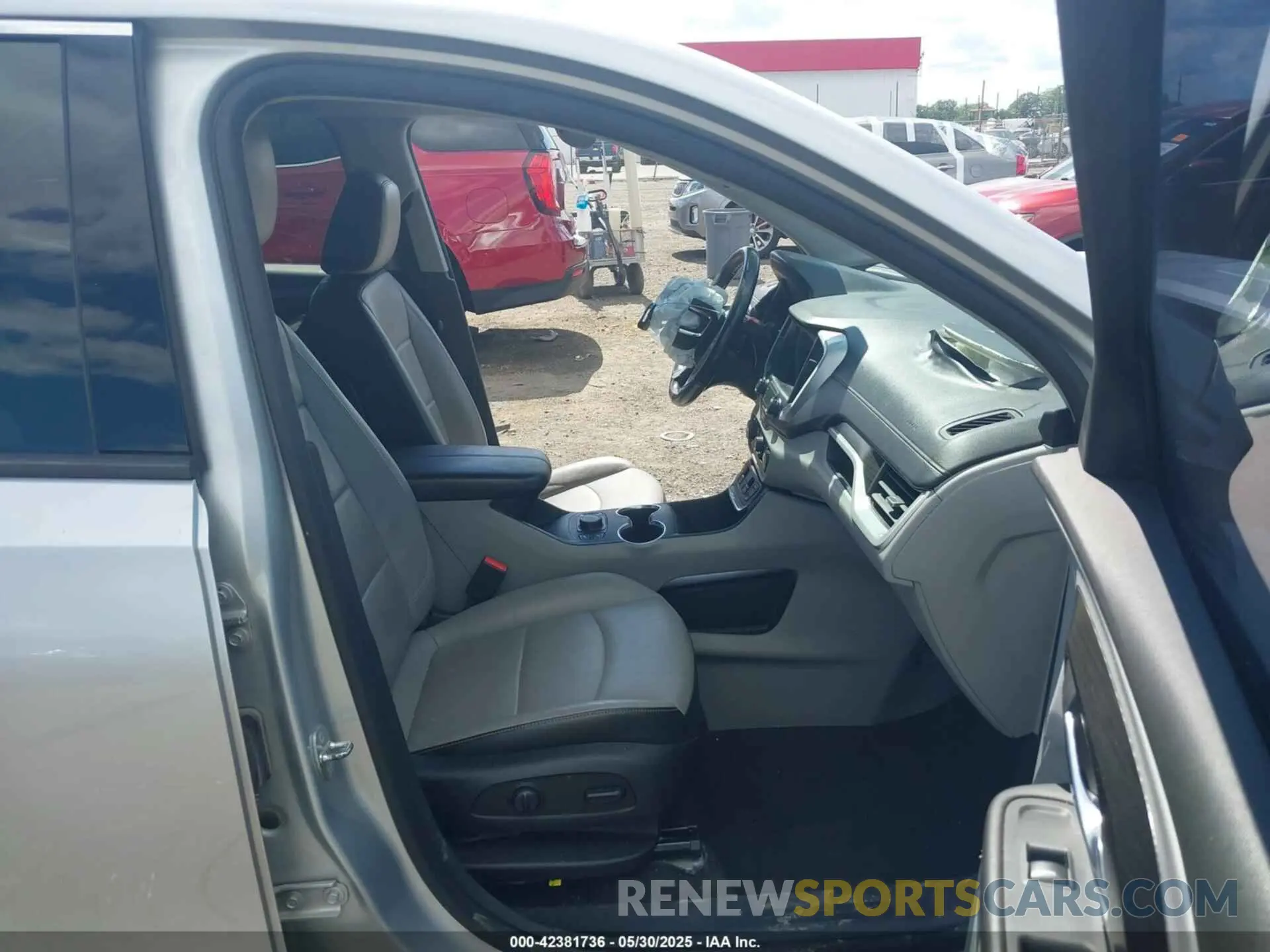 5 Photograph of a damaged car 3GKALPEV3KL354520 GMC TERRAIN 2019
