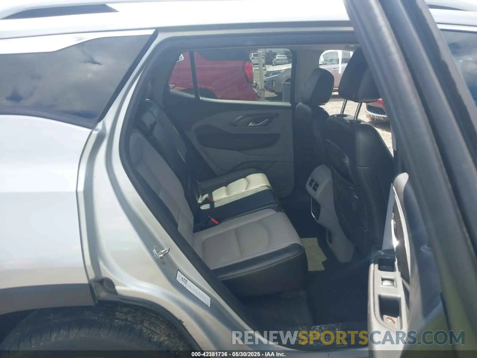 8 Photograph of a damaged car 3GKALPEV3KL354520 GMC TERRAIN 2019