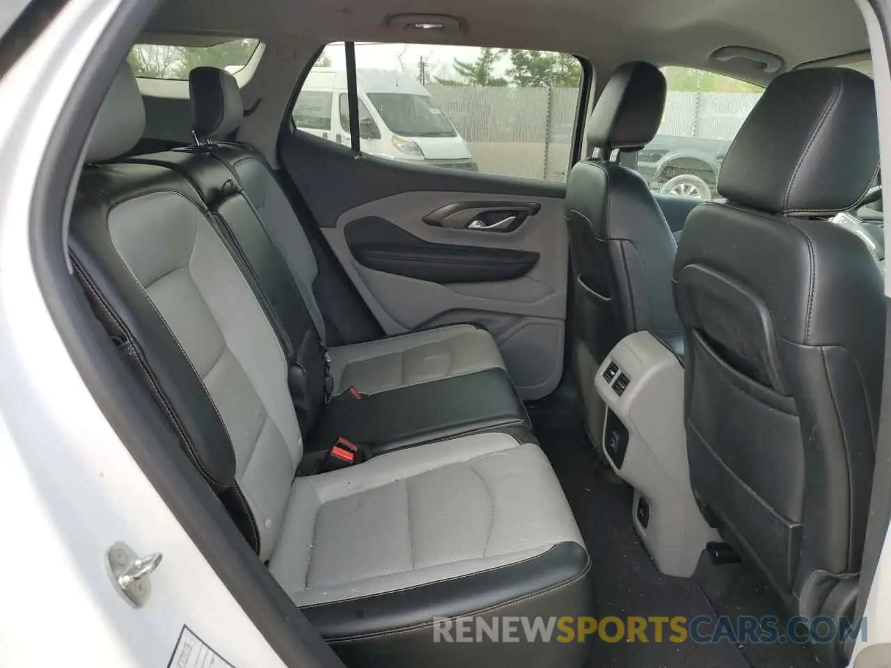 11 Photograph of a damaged car 3GKALPEV3KL363993 GMC TERRAIN 2019