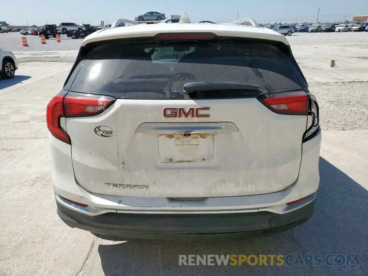6 Photograph of a damaged car 3GKALPEV5KL164556 GMC TERRAIN 2019