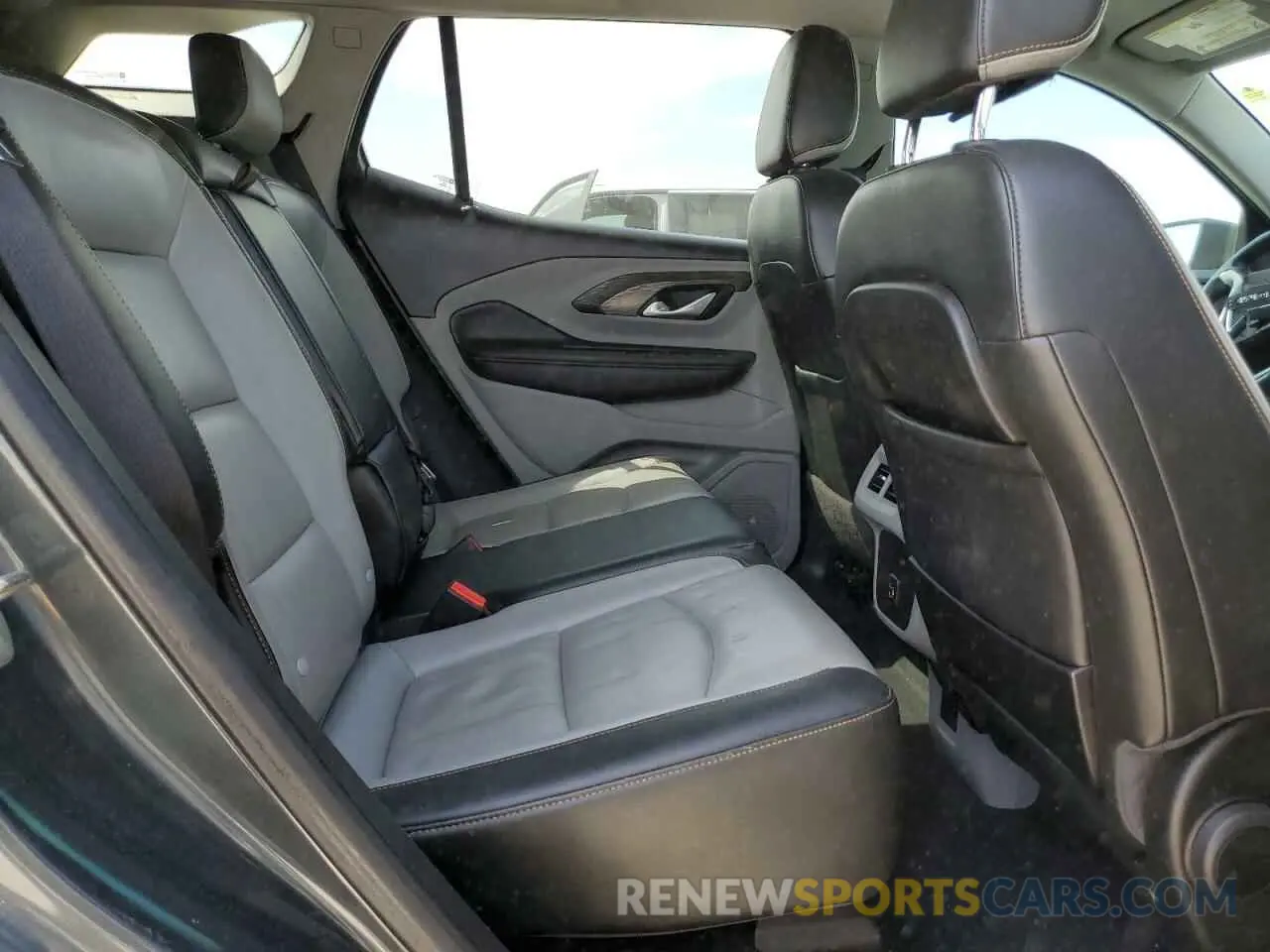 11 Photograph of a damaged car 3GKALPEV5KL173614 GMC TERRAIN 2019
