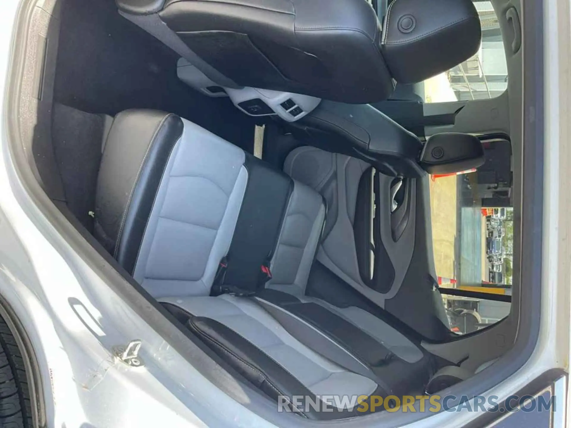 7 Photograph of a damaged car 3GKALPEV5KL302824 GMC TERRAIN 2019