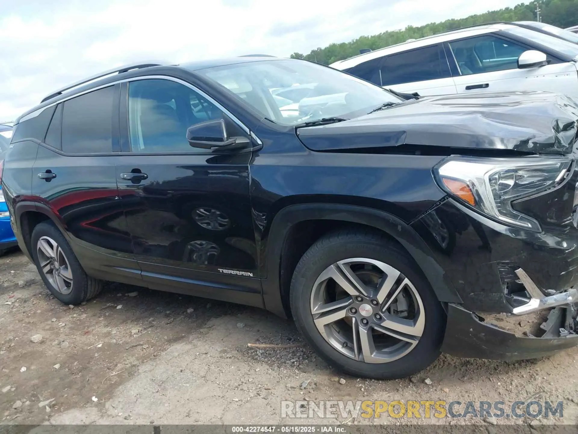 13 Photograph of a damaged car 3GKALPEV6KL248630 GMC TERRAIN 2019