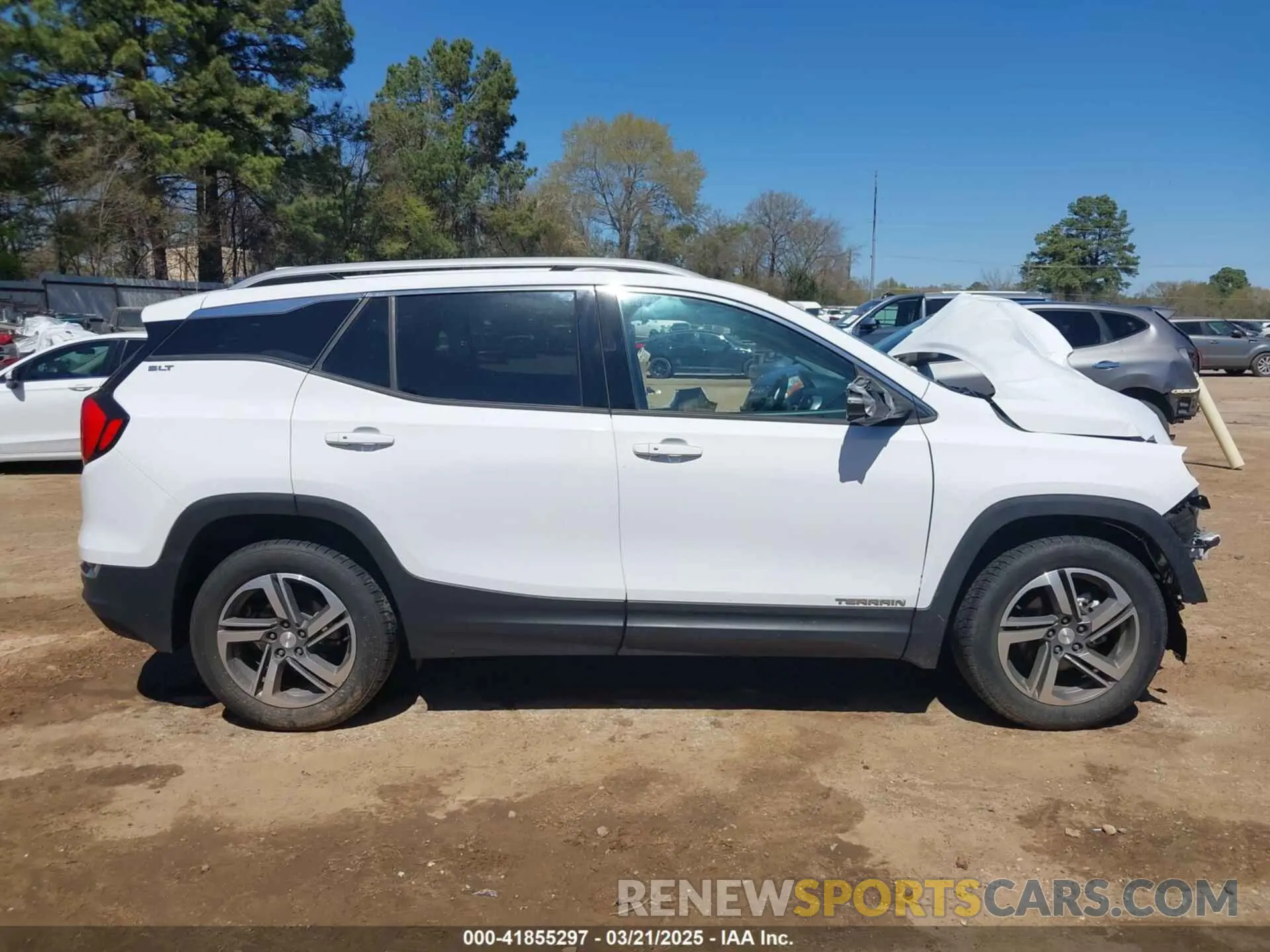 14 Photograph of a damaged car 3GKALPEV7KL125208 GMC TERRAIN 2019
