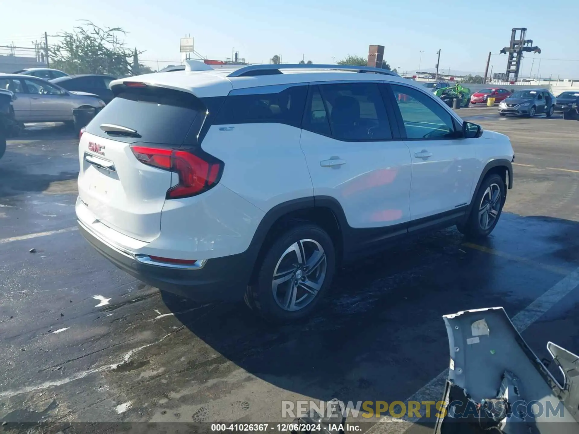 4 Photograph of a damaged car 3GKALPEV7KL220139 GMC TERRAIN 2019
