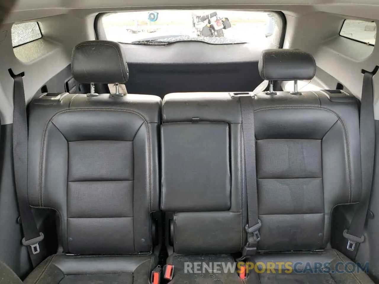10 Photograph of a damaged car 3GKALPEV9KL308495 GMC TERRAIN 2019