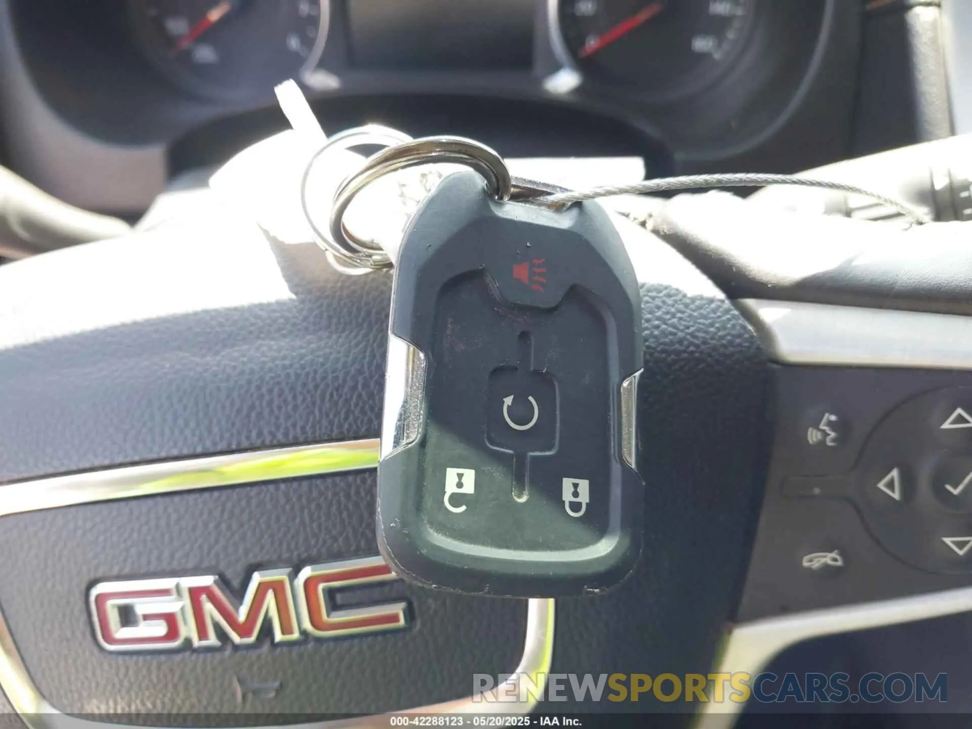 11 Photograph of a damaged car 3GKALPEVXKL202394 GMC TERRAIN 2019