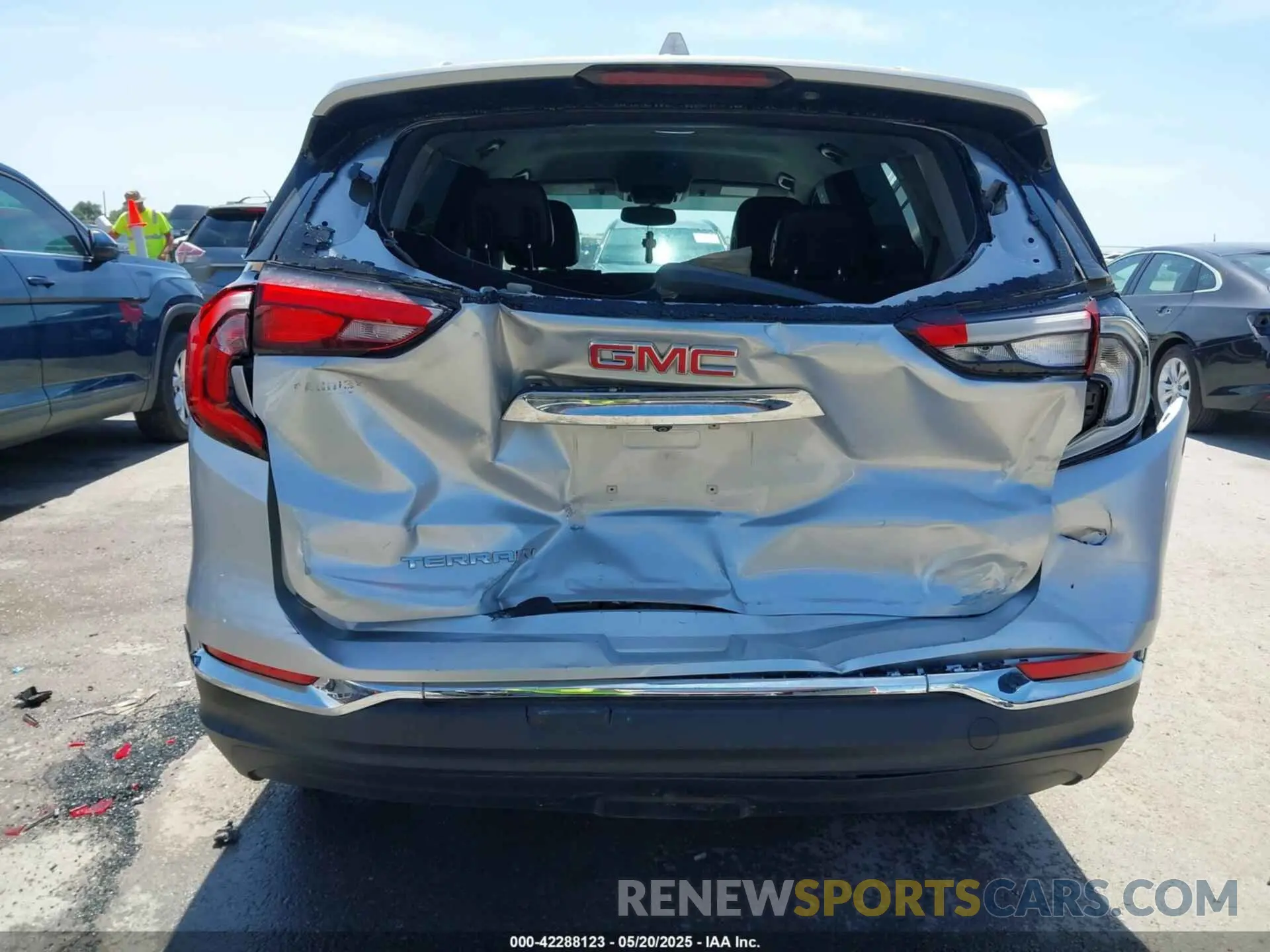 16 Photograph of a damaged car 3GKALPEVXKL202394 GMC TERRAIN 2019