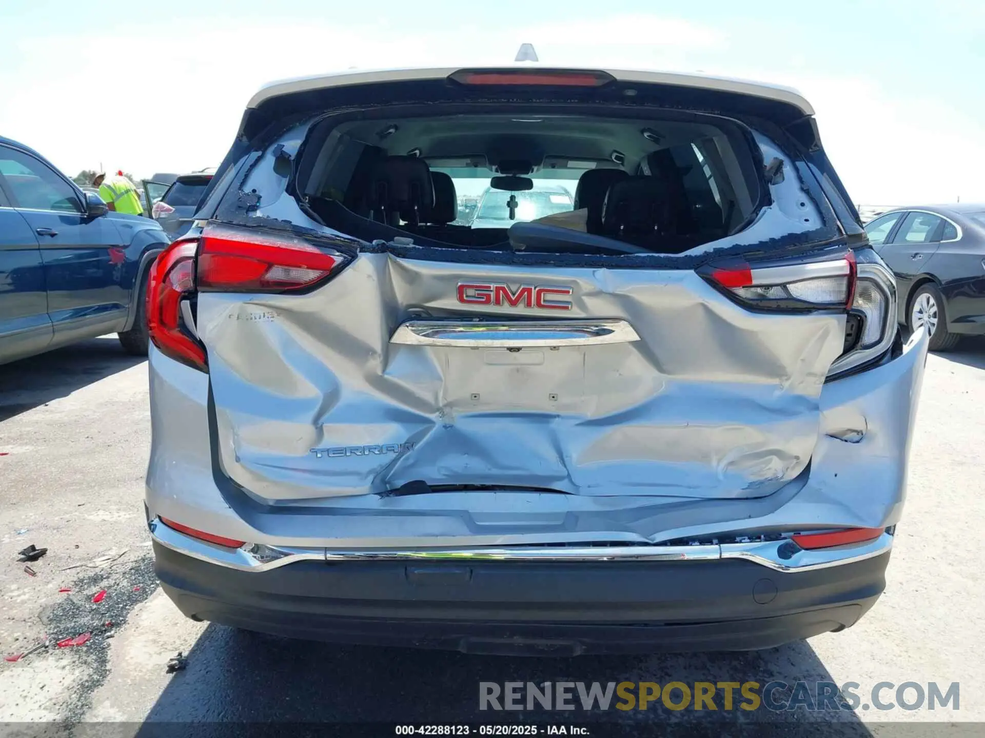 6 Photograph of a damaged car 3GKALPEVXKL202394 GMC TERRAIN 2019
